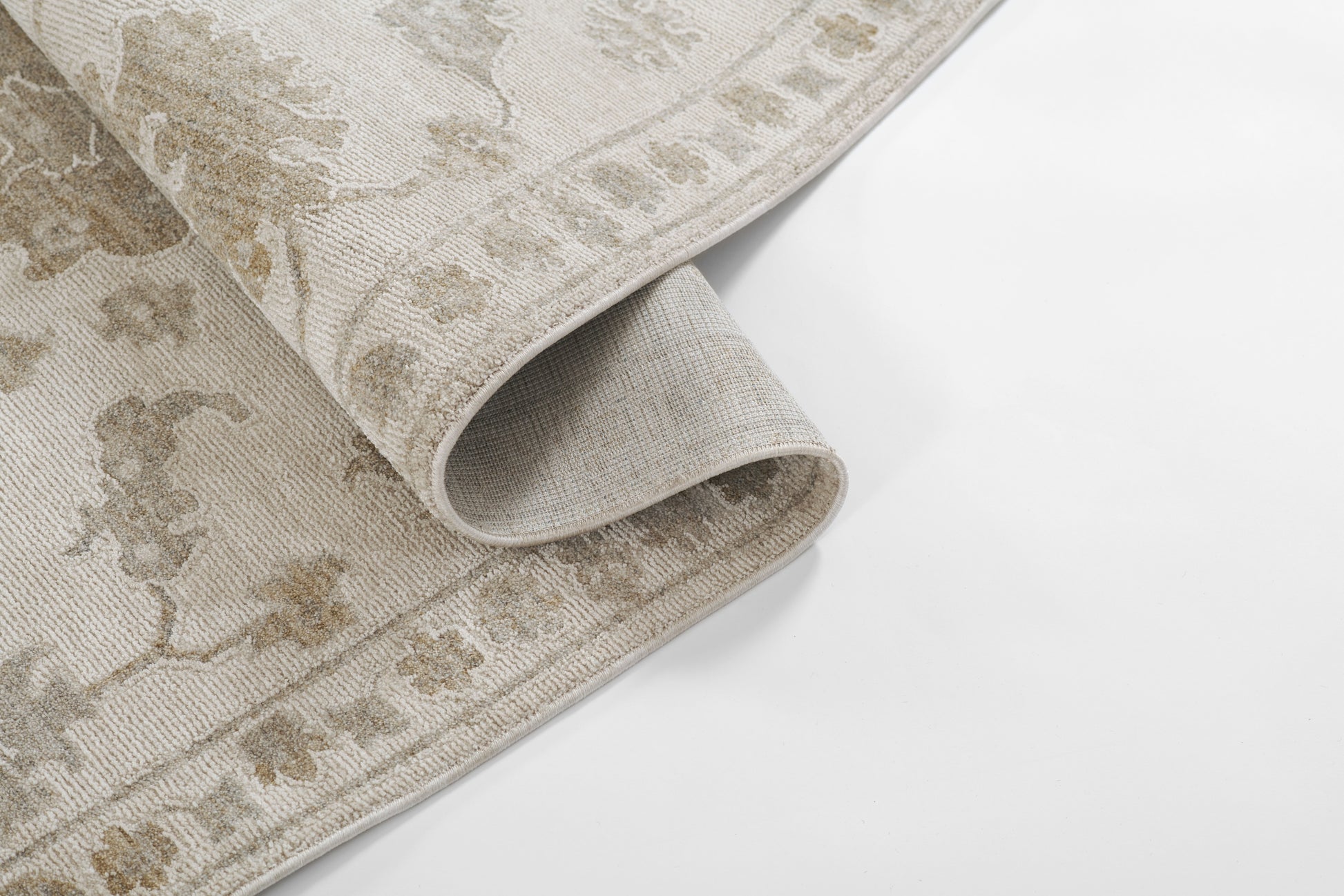 Momeni Ansel  Beige  Traditional