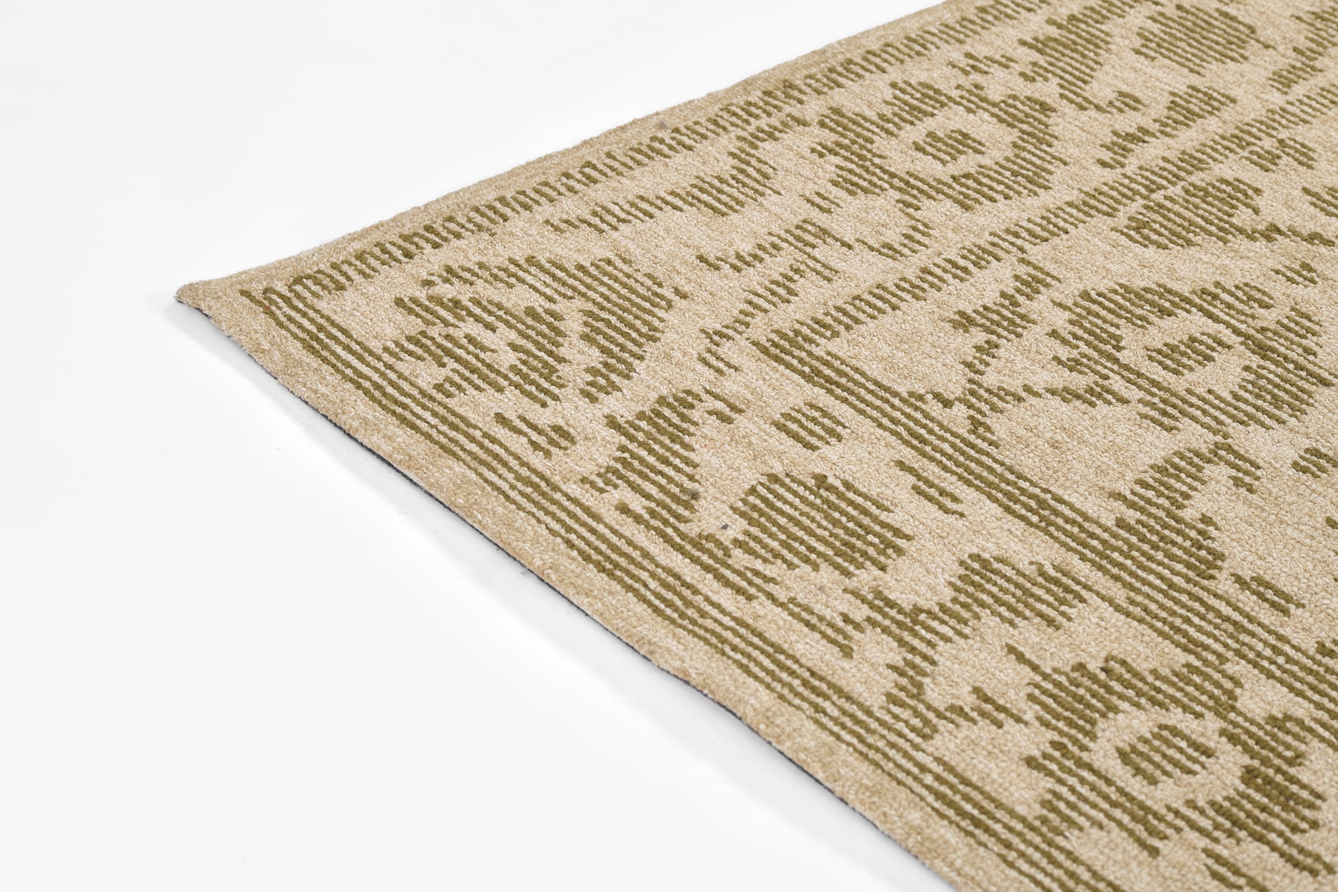 Momeni Archer  Green  Traditional