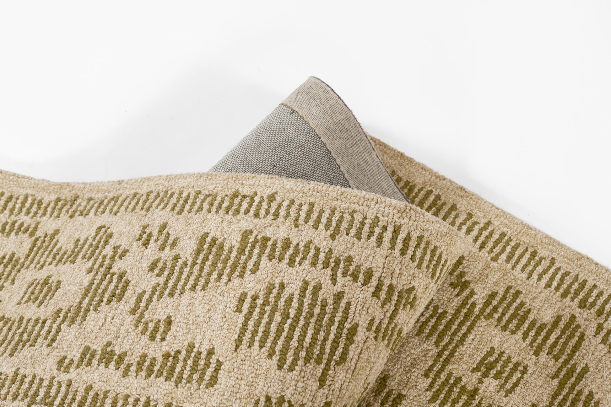 Momeni Archer  Green  Traditional