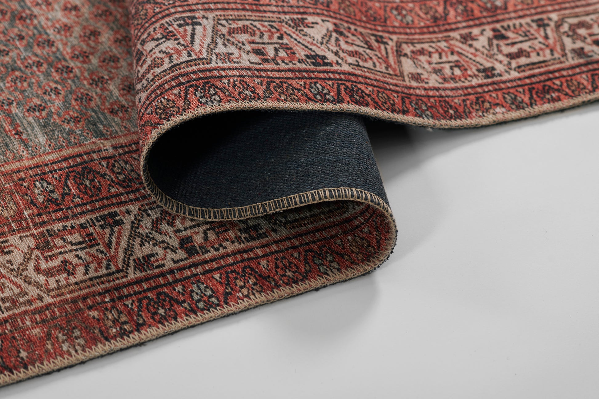 Momeni Ariana  Rust  Traditional