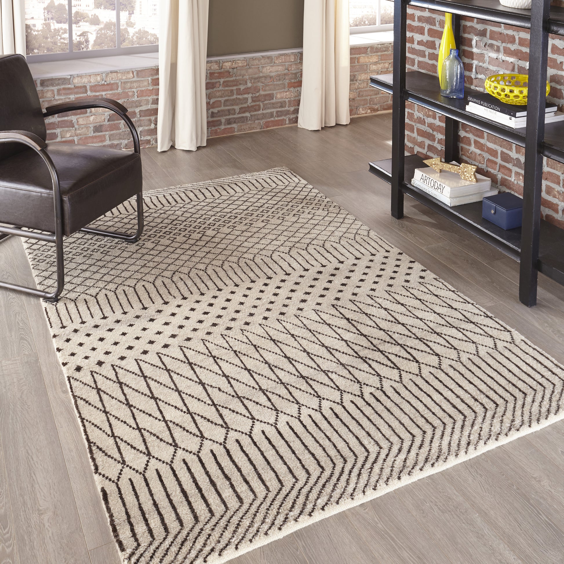 Momeni Atlas  Natural  Transitional