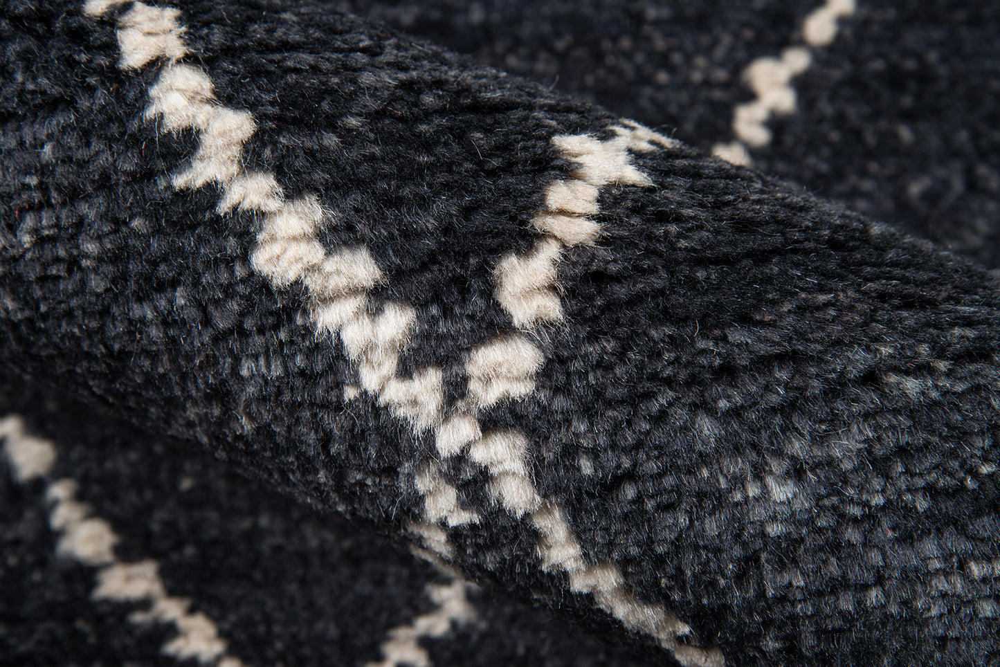 Momeni Atlas  Charcoal  Transitional