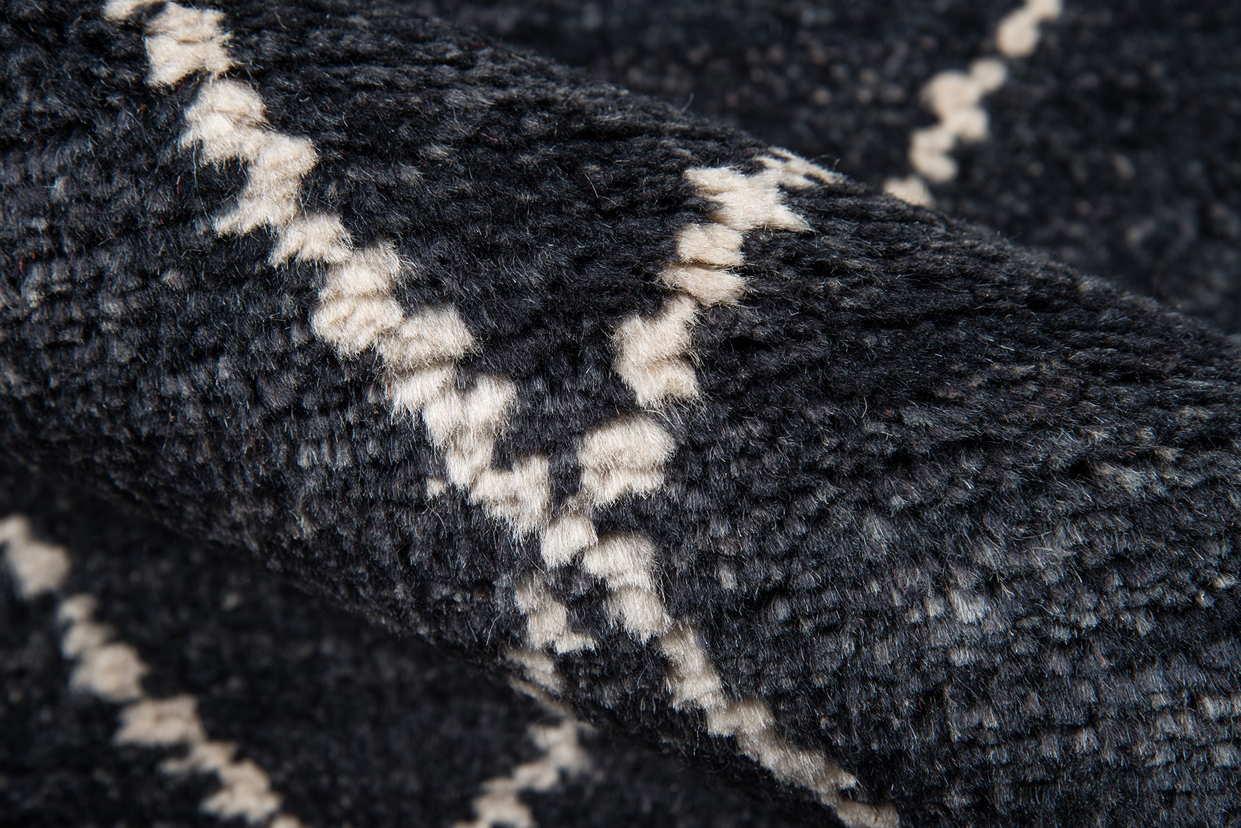 Momeni Atlas  Charcoal  Transitional