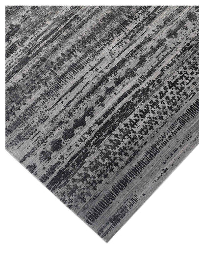 Artisan Mary  Grey Metallic Contemporary Knotted Rug
