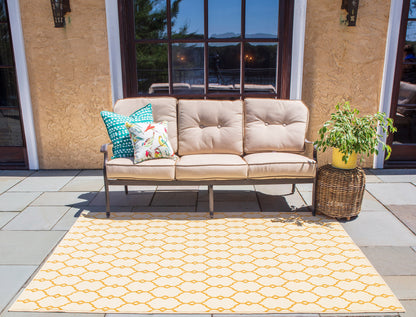 Momeni Baja  Yellow  Contemporary