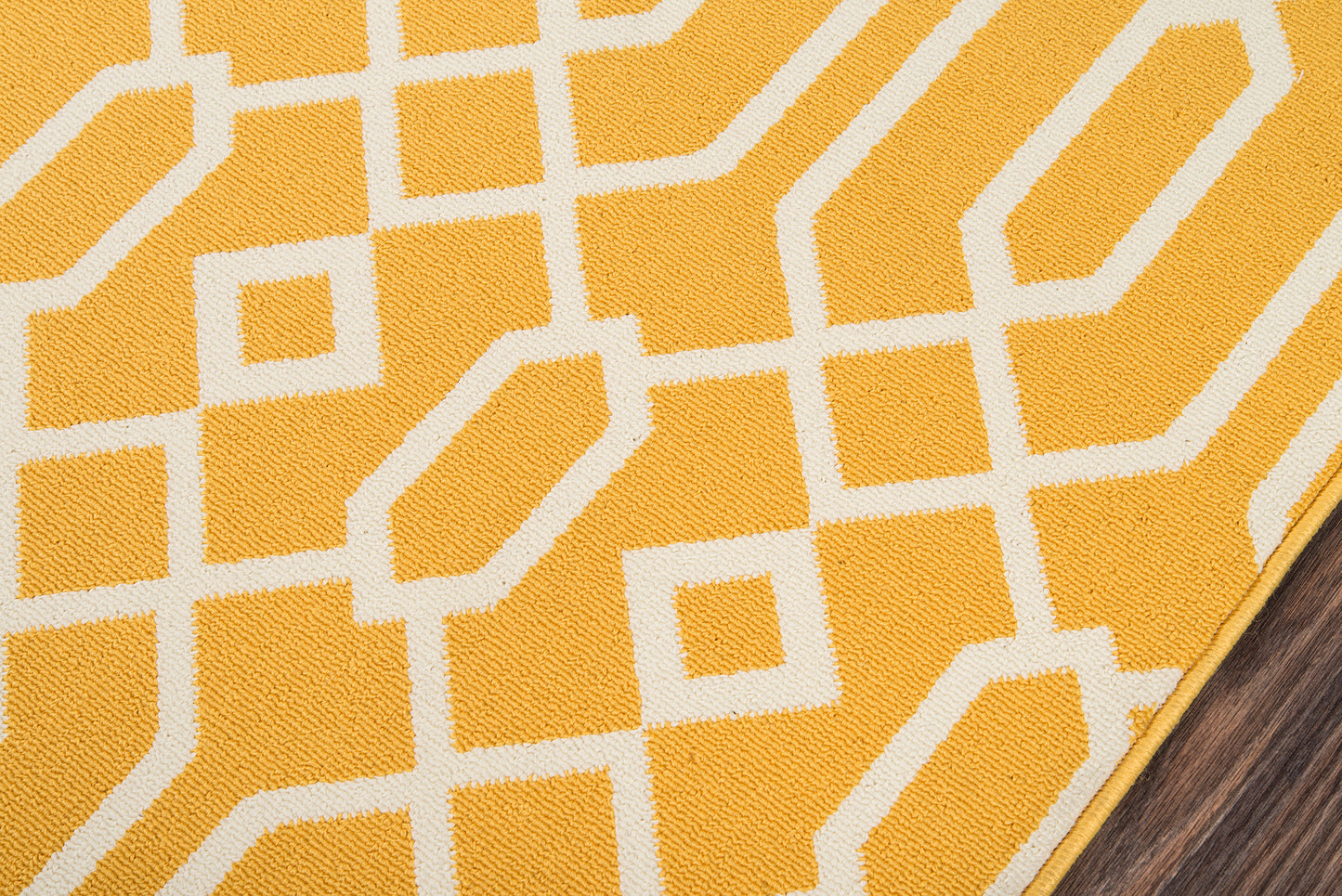 Momeni Baja  Yellow  Contemporary