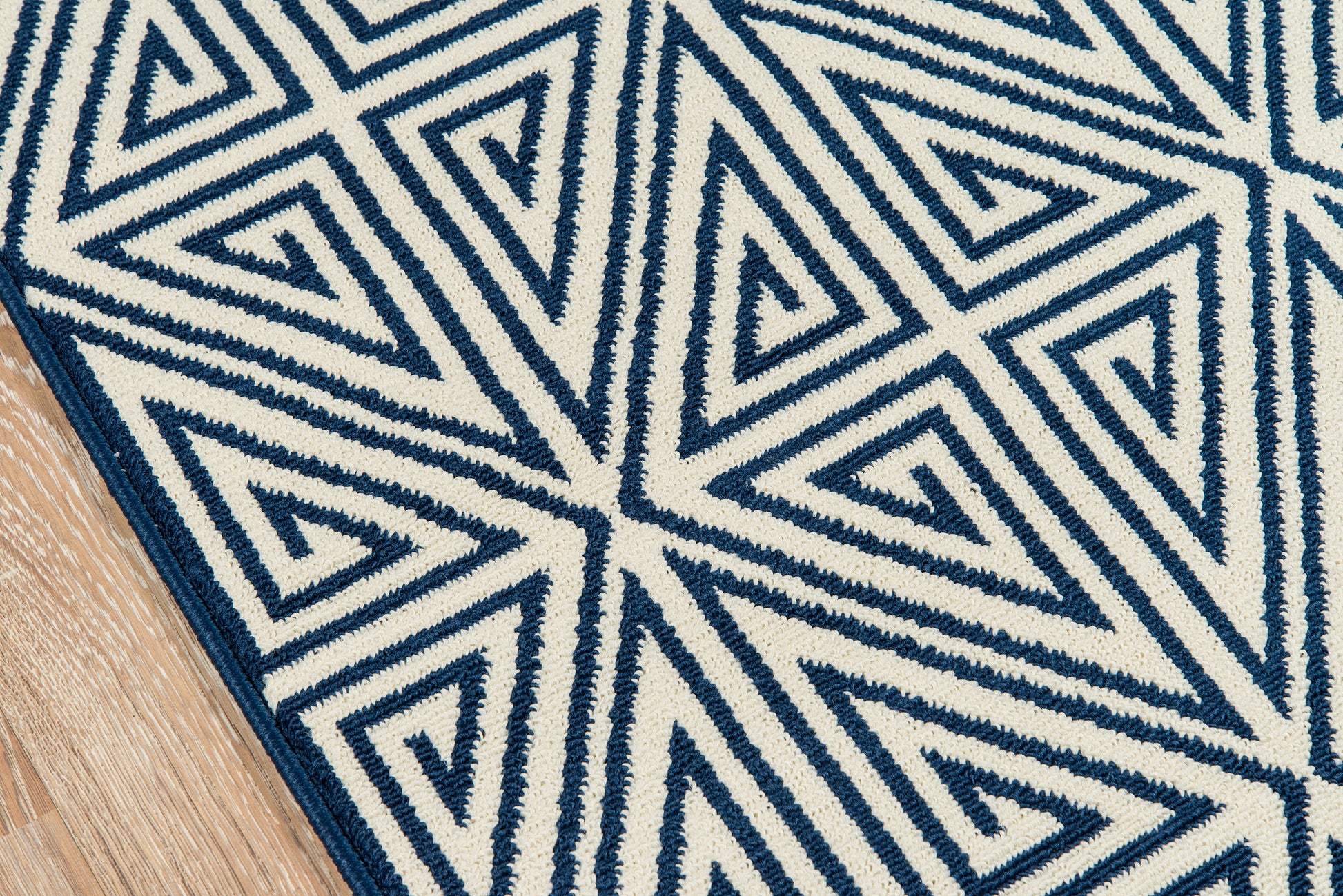 Momeni Baja  Navy  Contemporary