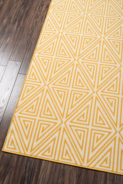 Momeni Baja  Yellow  Contemporary
