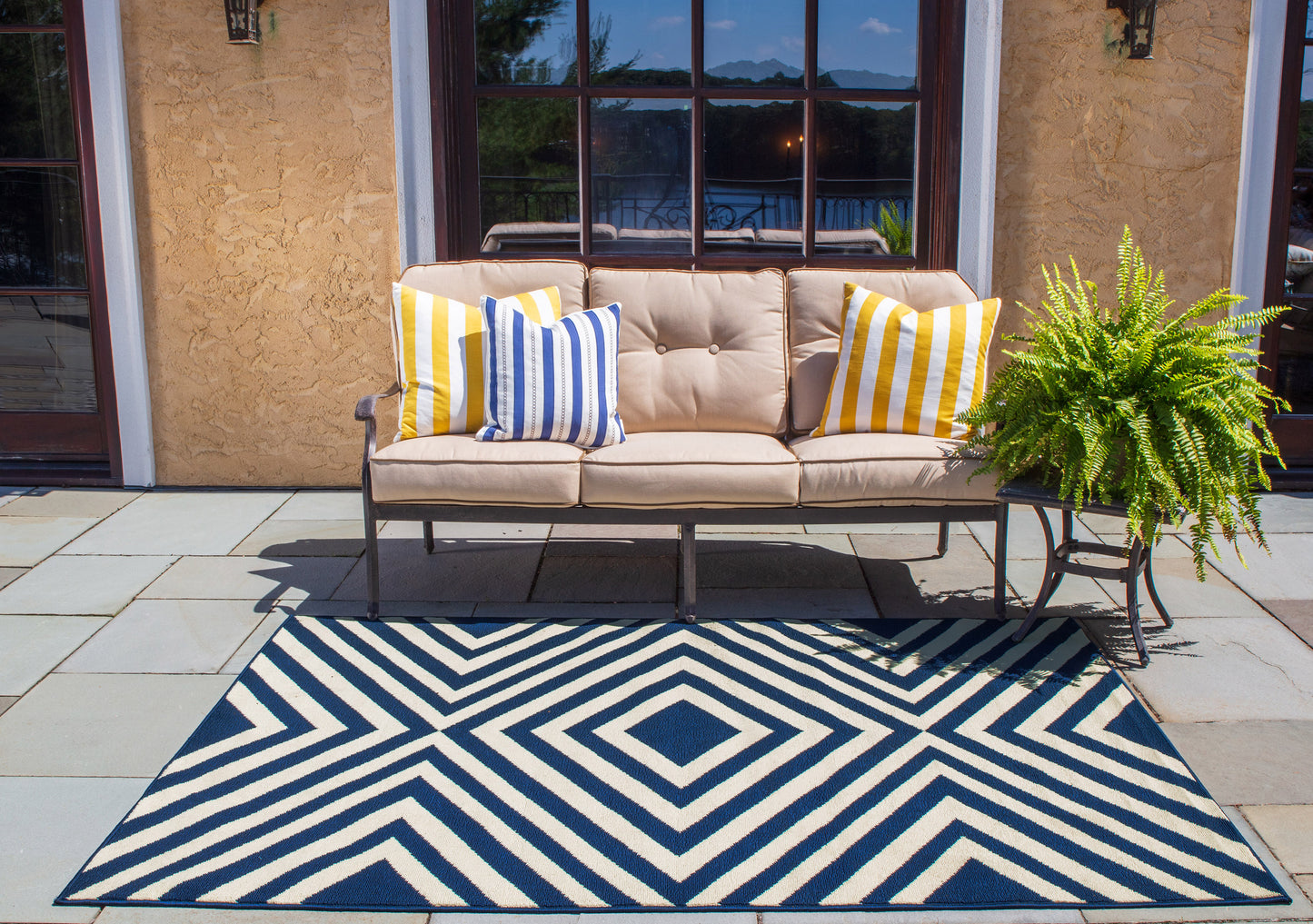Momeni Baja  Navy  Contemporary