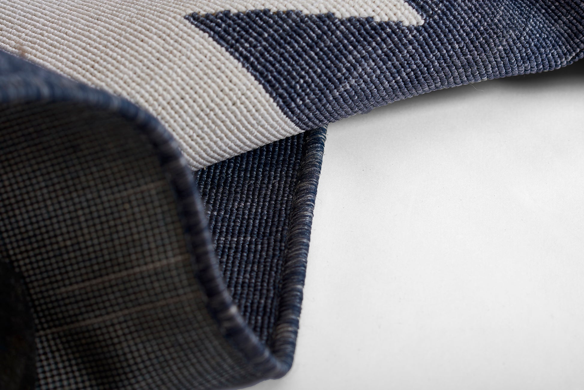 Momeni Baja  Denim  Contemporary