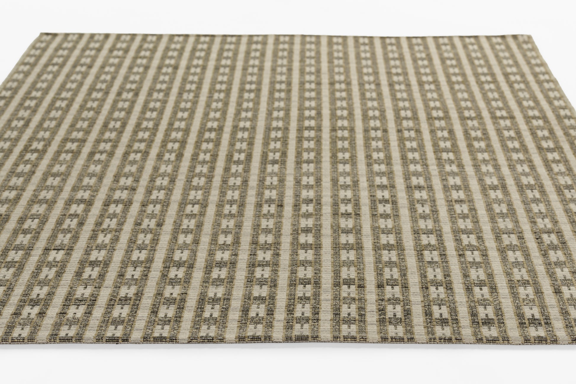 Momeni Barron  Green  Contemporary