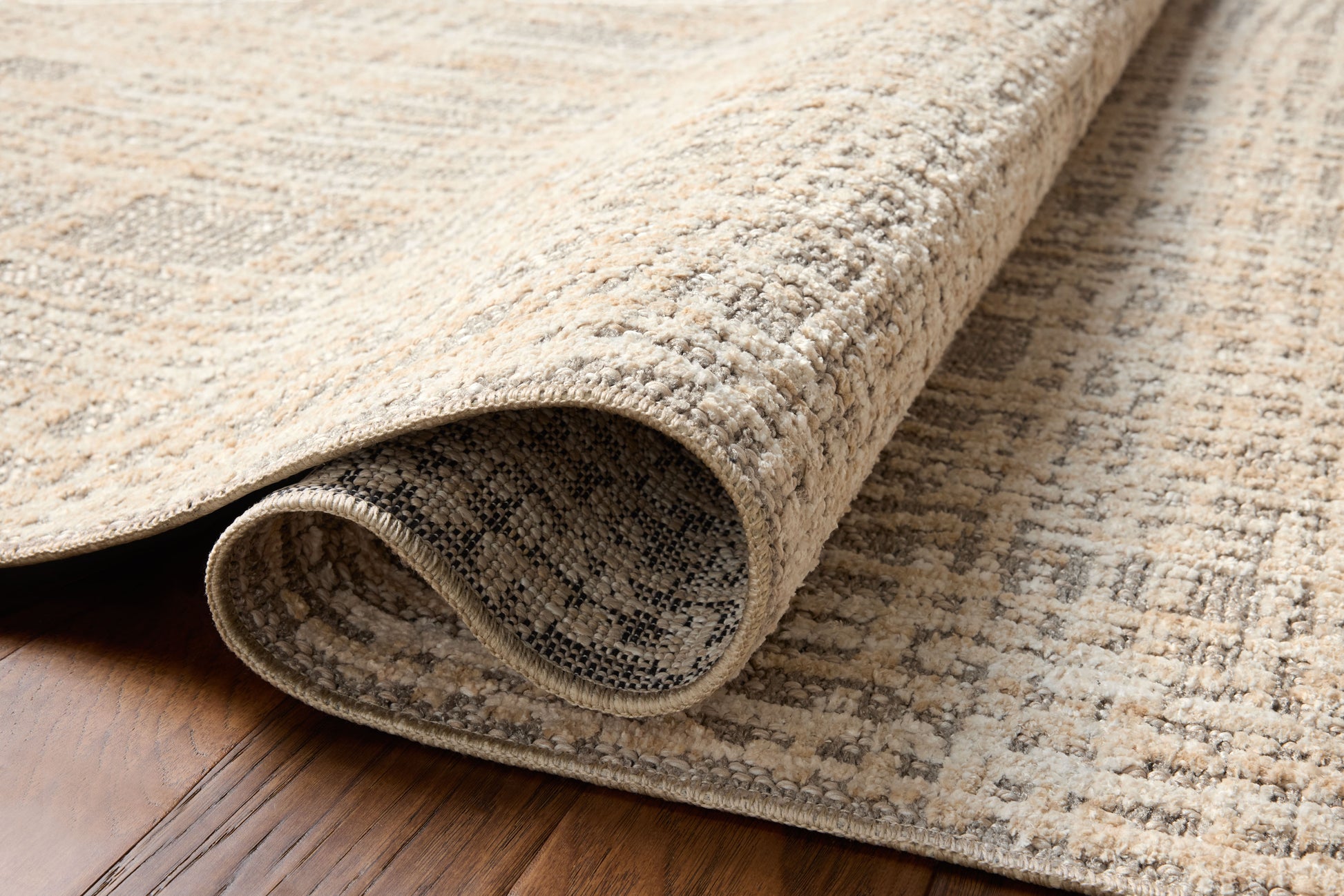 Amber Lewis x Loloi Bexley  Natural Dove Contemporary