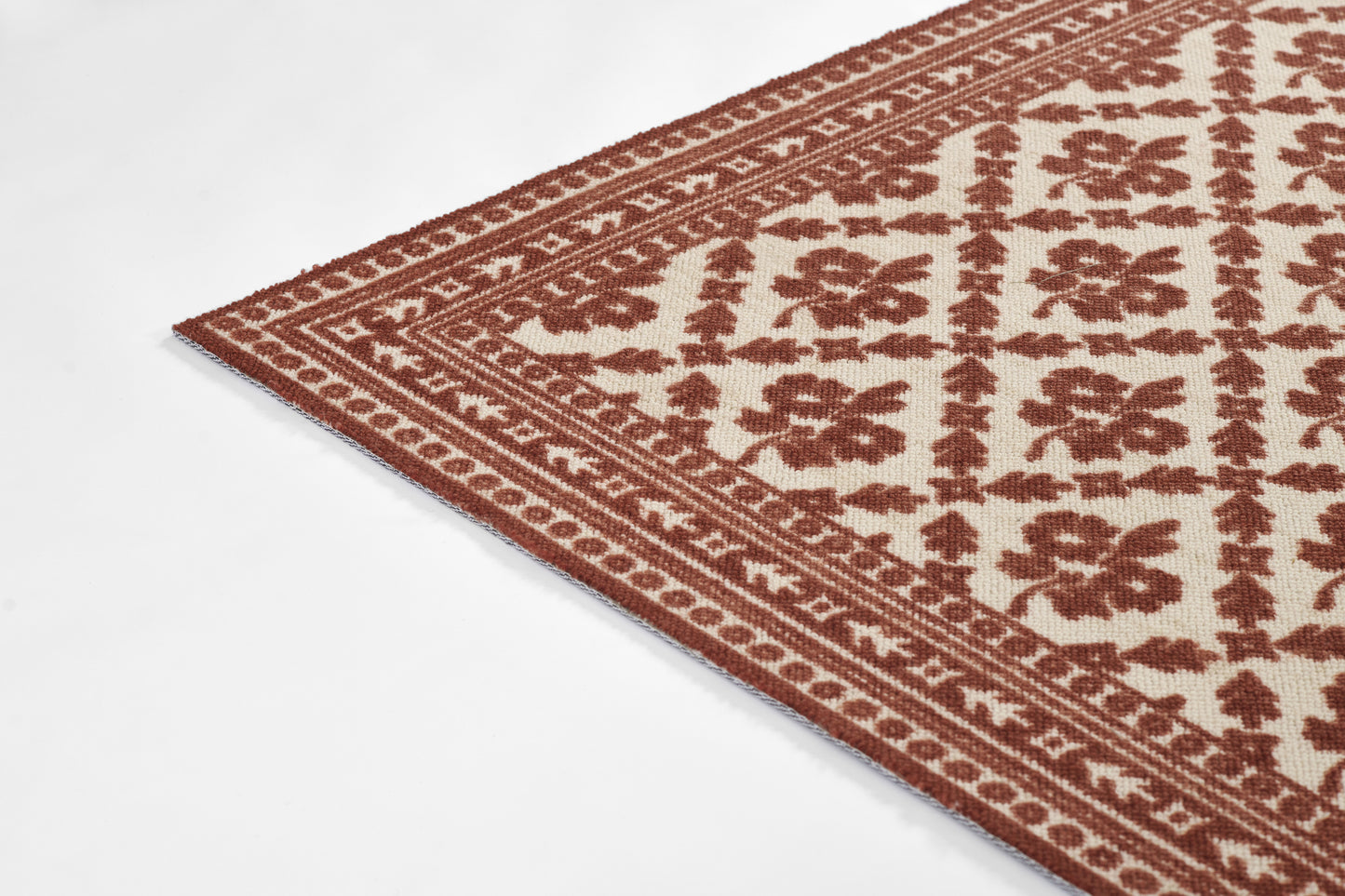 Momeni Bibury  Red  Transitional
