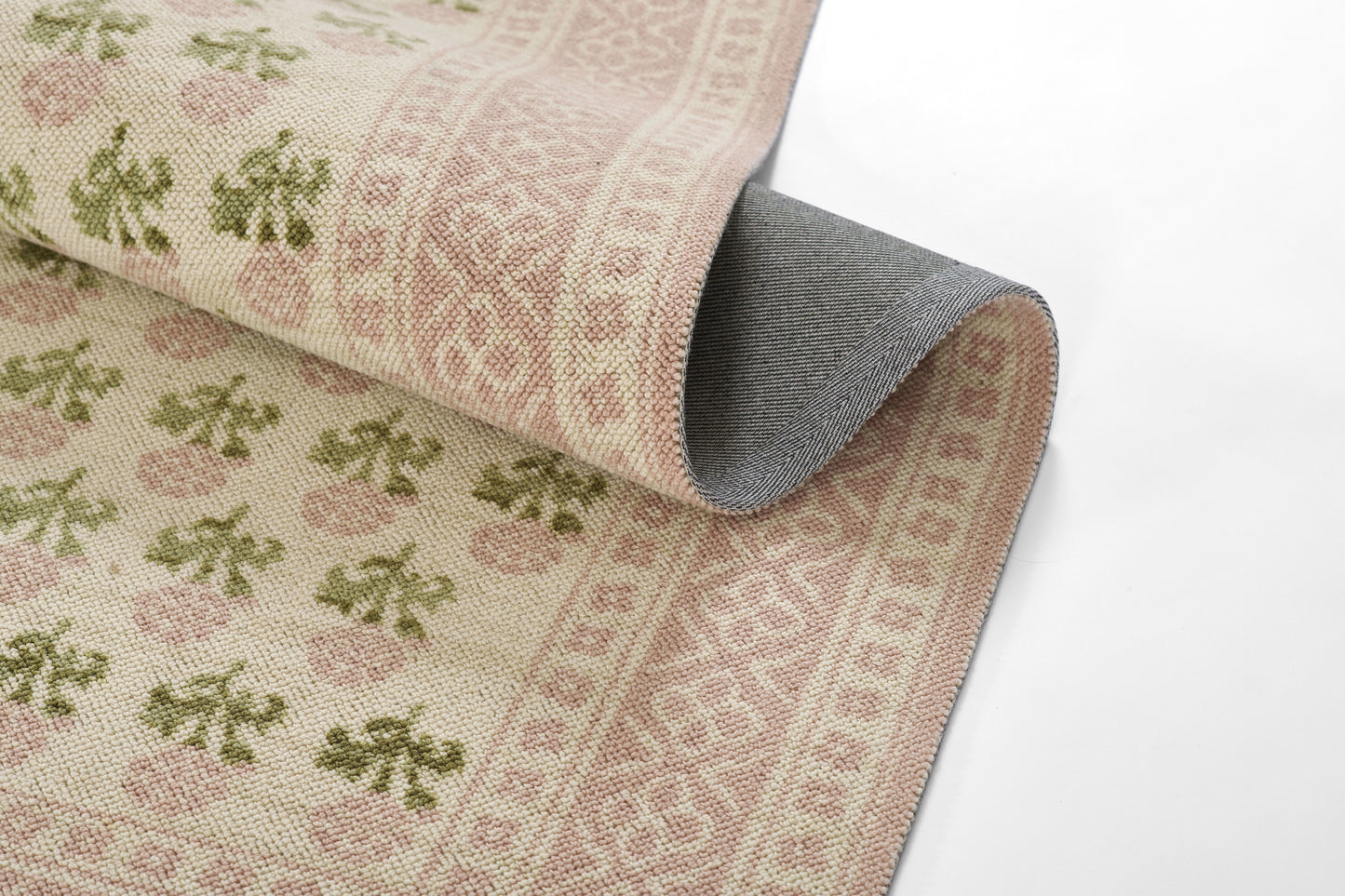 Momeni Bibury  Pink  Transitional