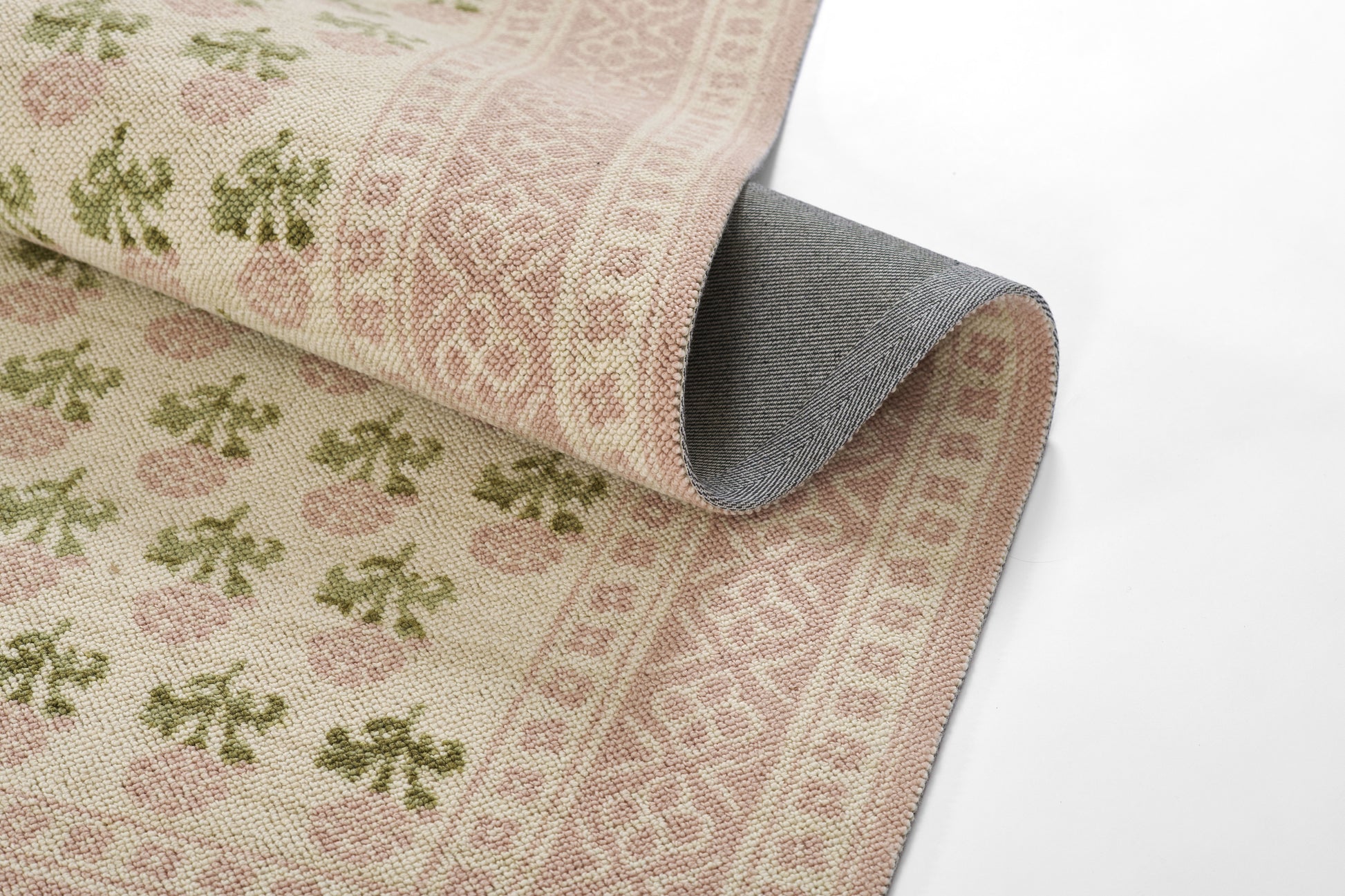 Momeni Bibury  Pink  Transitional