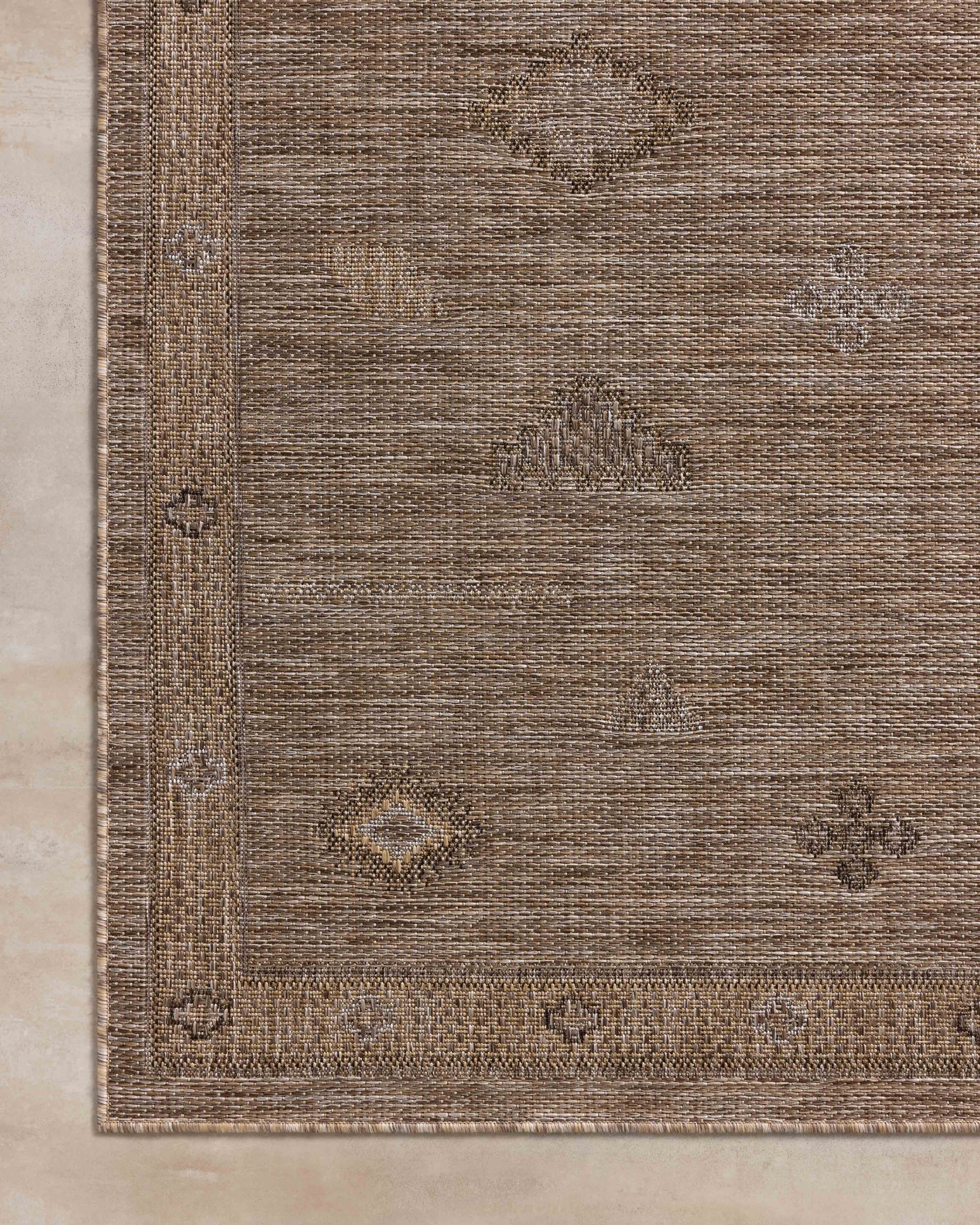 Loloi Birch  Natural Sand Indoor/Outdoor
