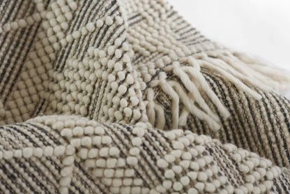 Momeni Boulder  Charcoal  Contemporary