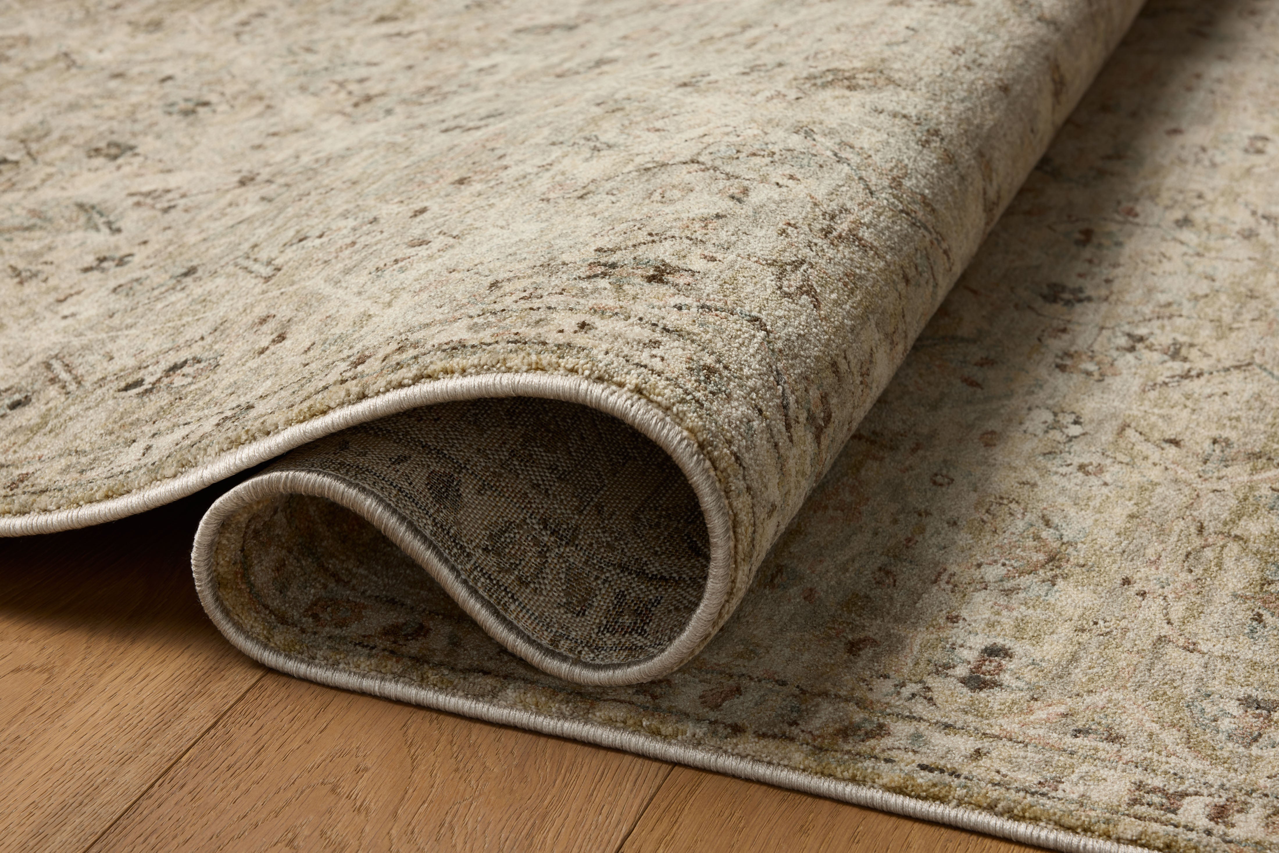 Loloi Briar BRR-03 Silver Moss Traditional Power Loomed Rug
