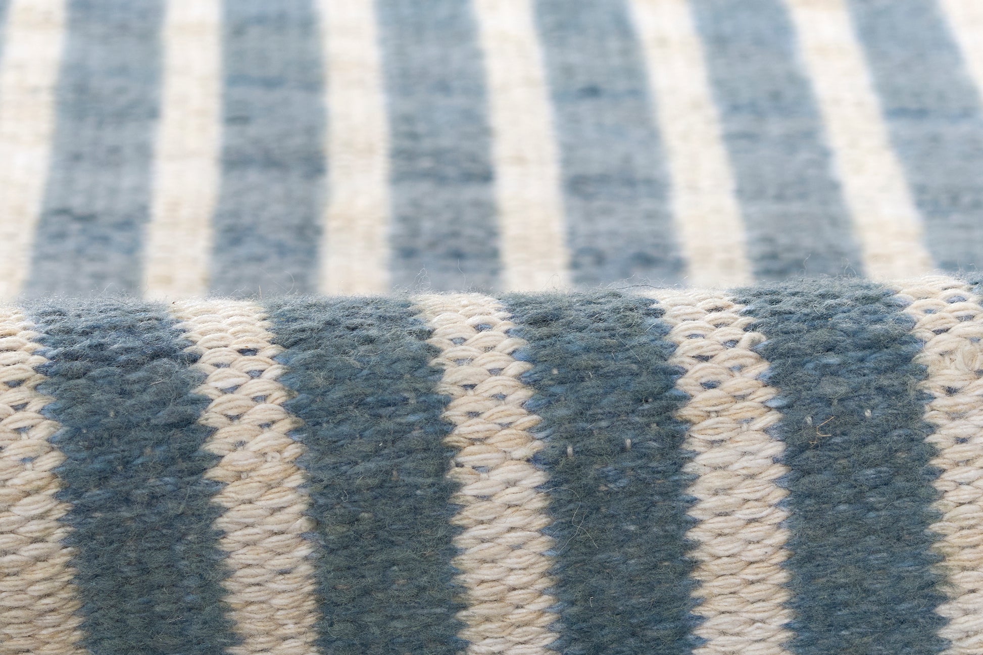 Momeni Caicos  Blue  Contemporary