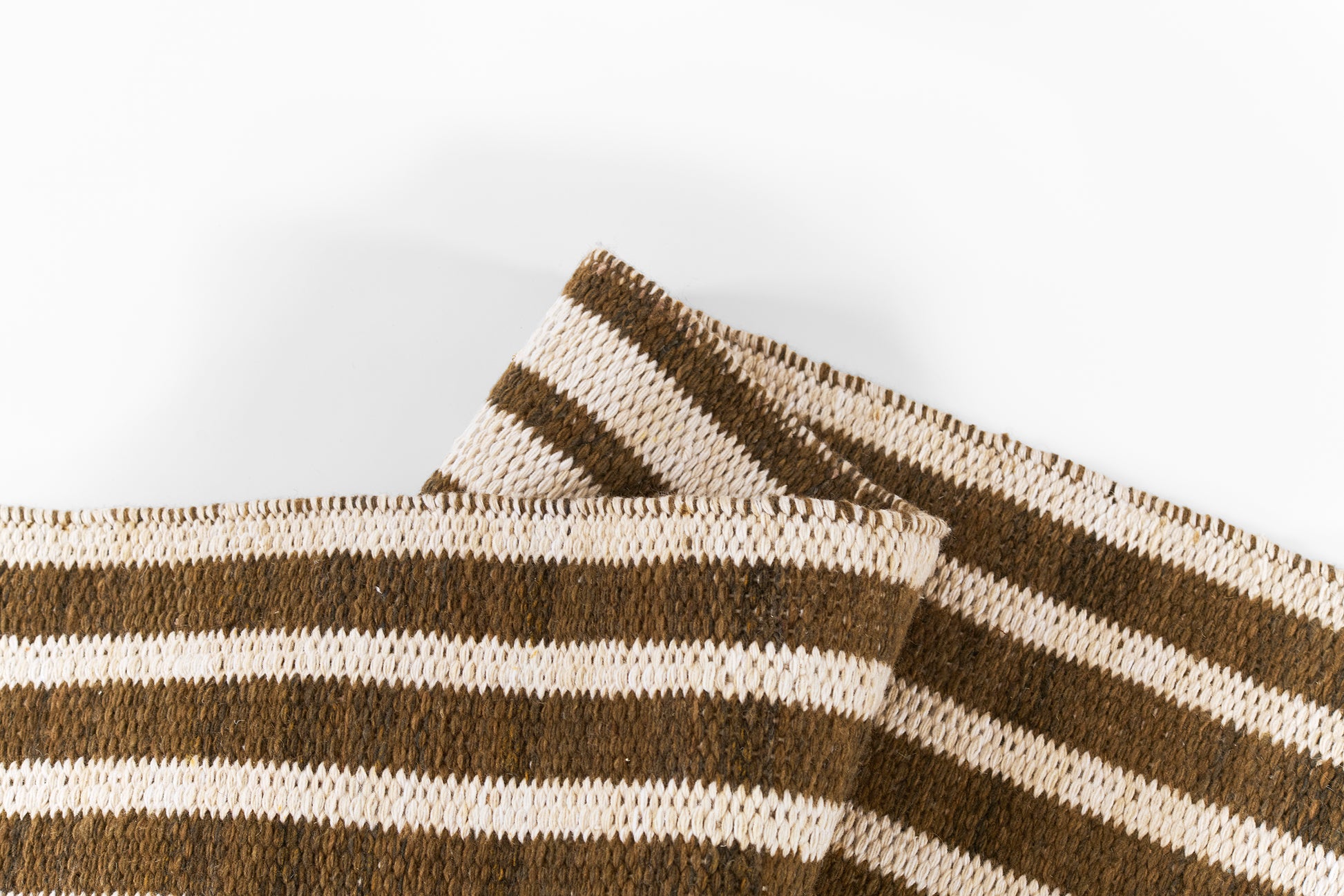 Momeni Caicos  Brown  Contemporary