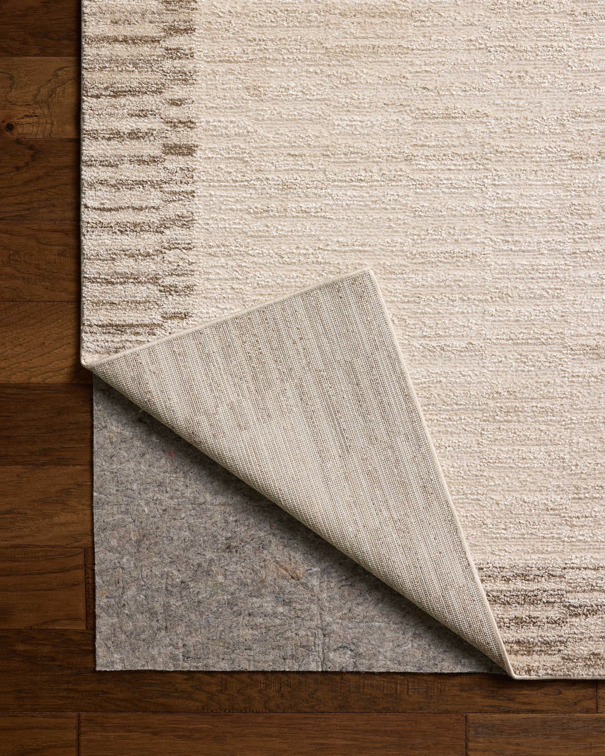 Chris Loves Julia x Loloi Calvin  Ivory Pebble Contemporary