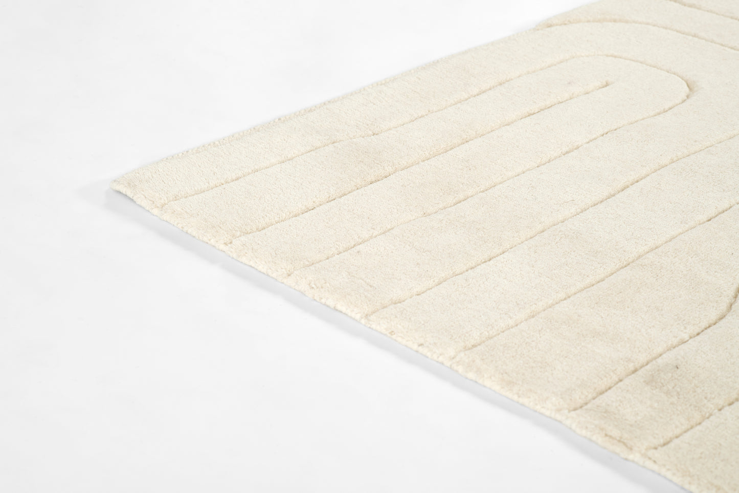 Momeni Canyon  Ivory  Contemporary