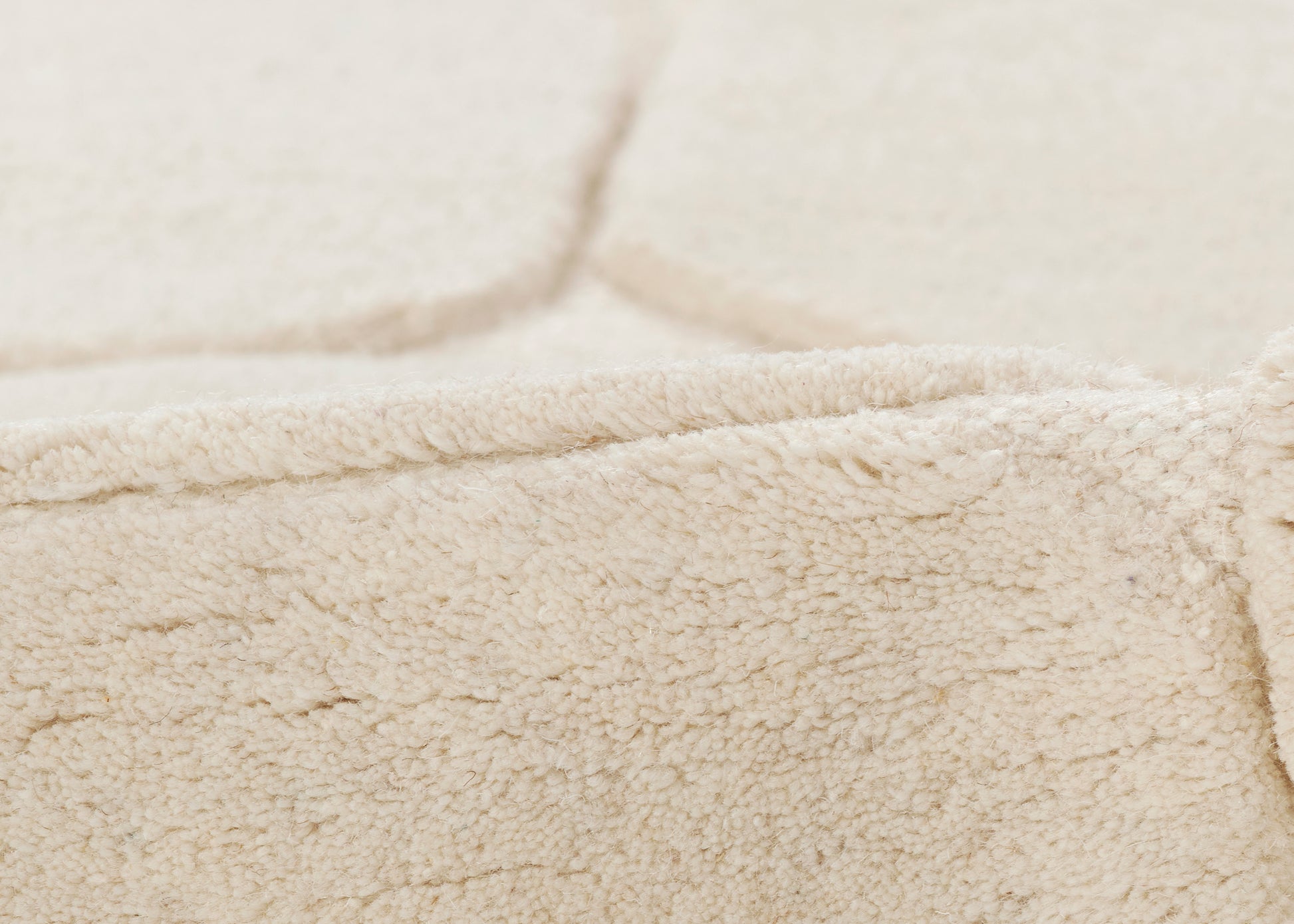 Momeni Canyon  Ivory  Contemporary