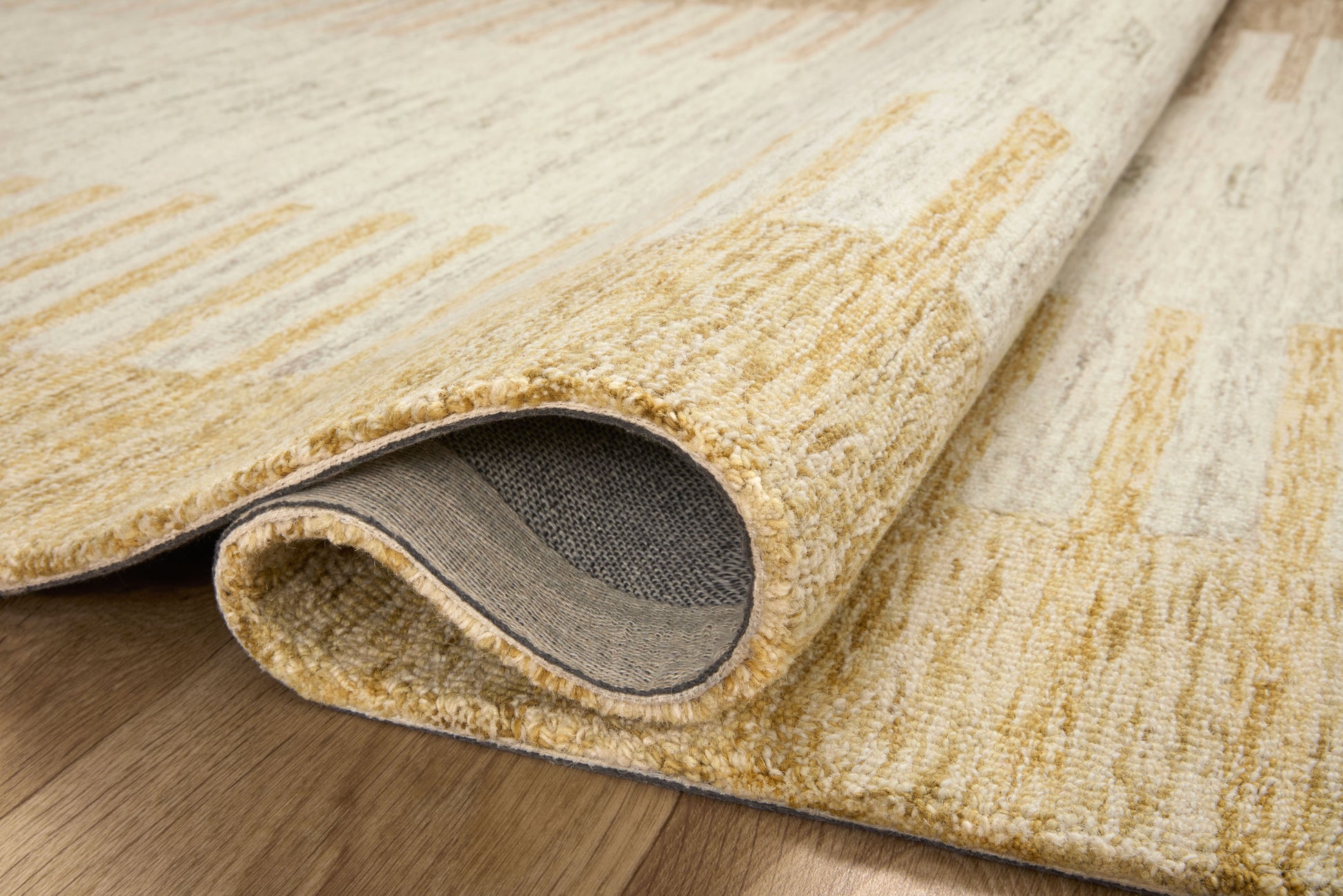 Chris Loves Julia x Loloi Chris  Dove Santa Fe Transitional