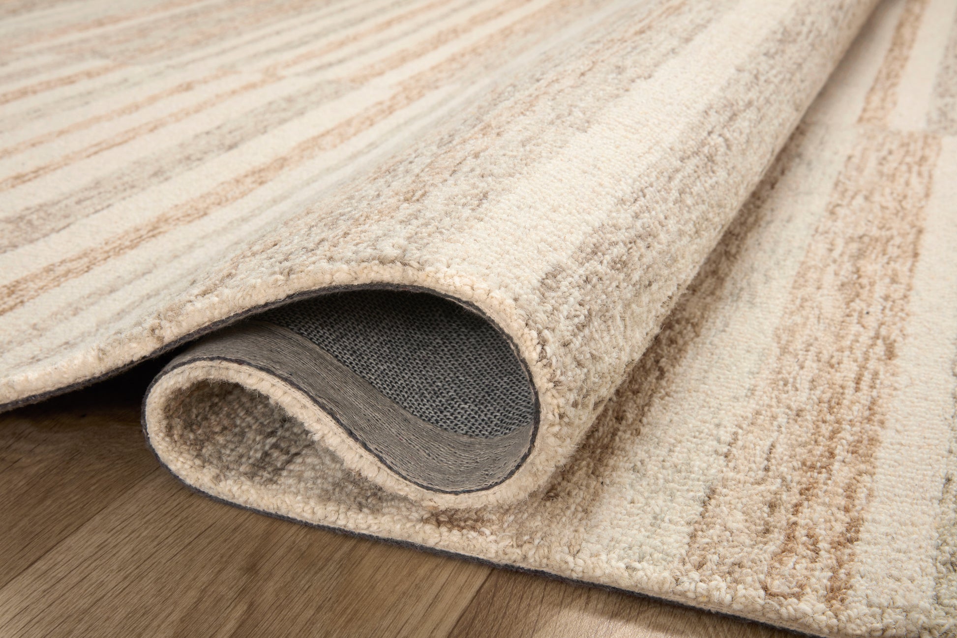 Chris Loves Julia x Loloi Chris  Ivory Clay Transitional