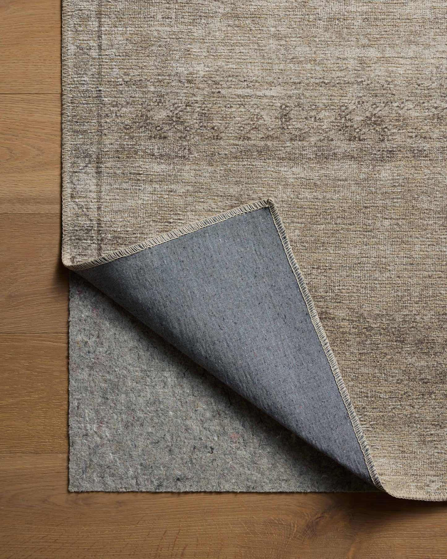 Amber Lewis x Loloi Cambria  Ash Bark Traditional