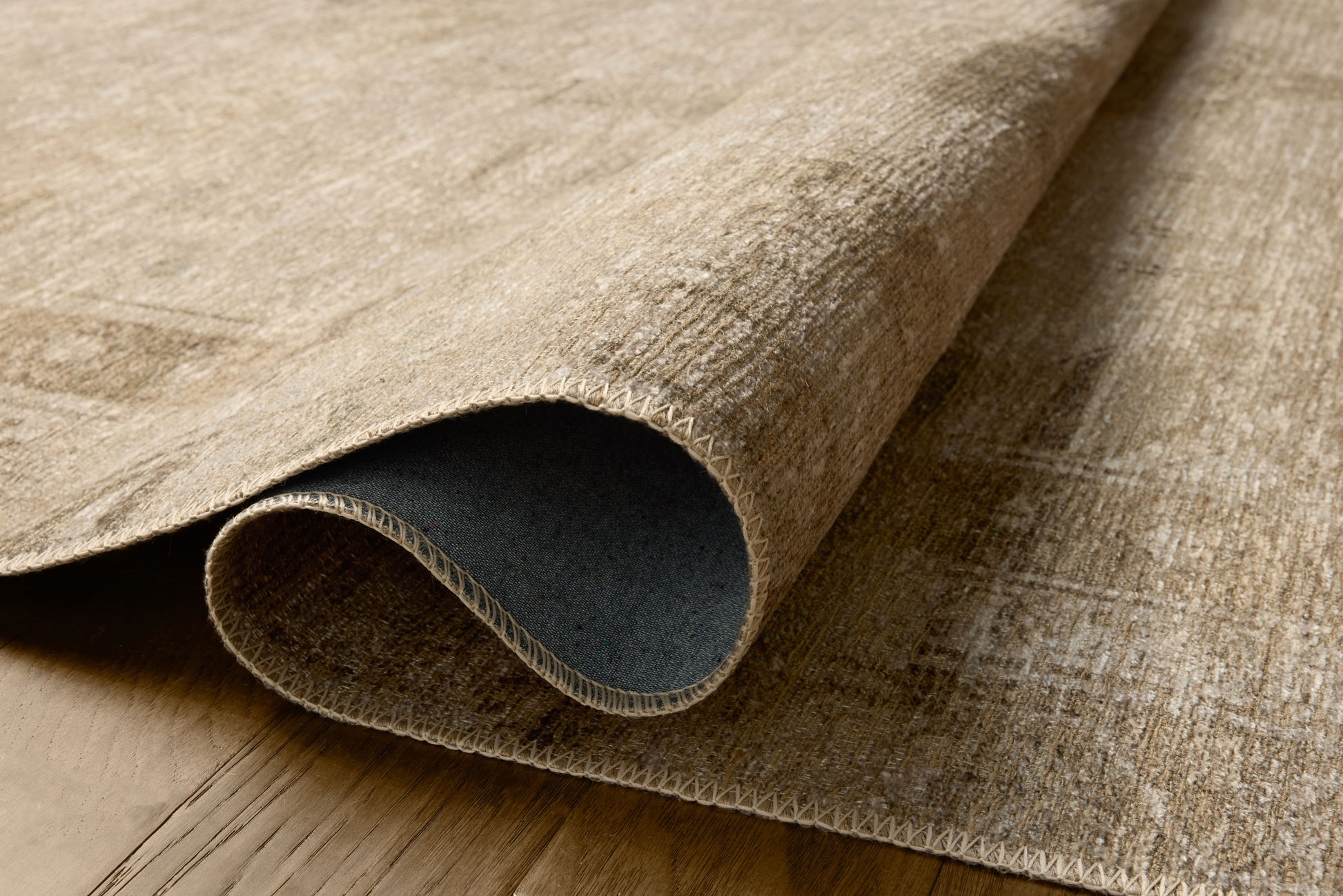 Amber Lewis x Loloi Cambria  Natural Jade Traditional