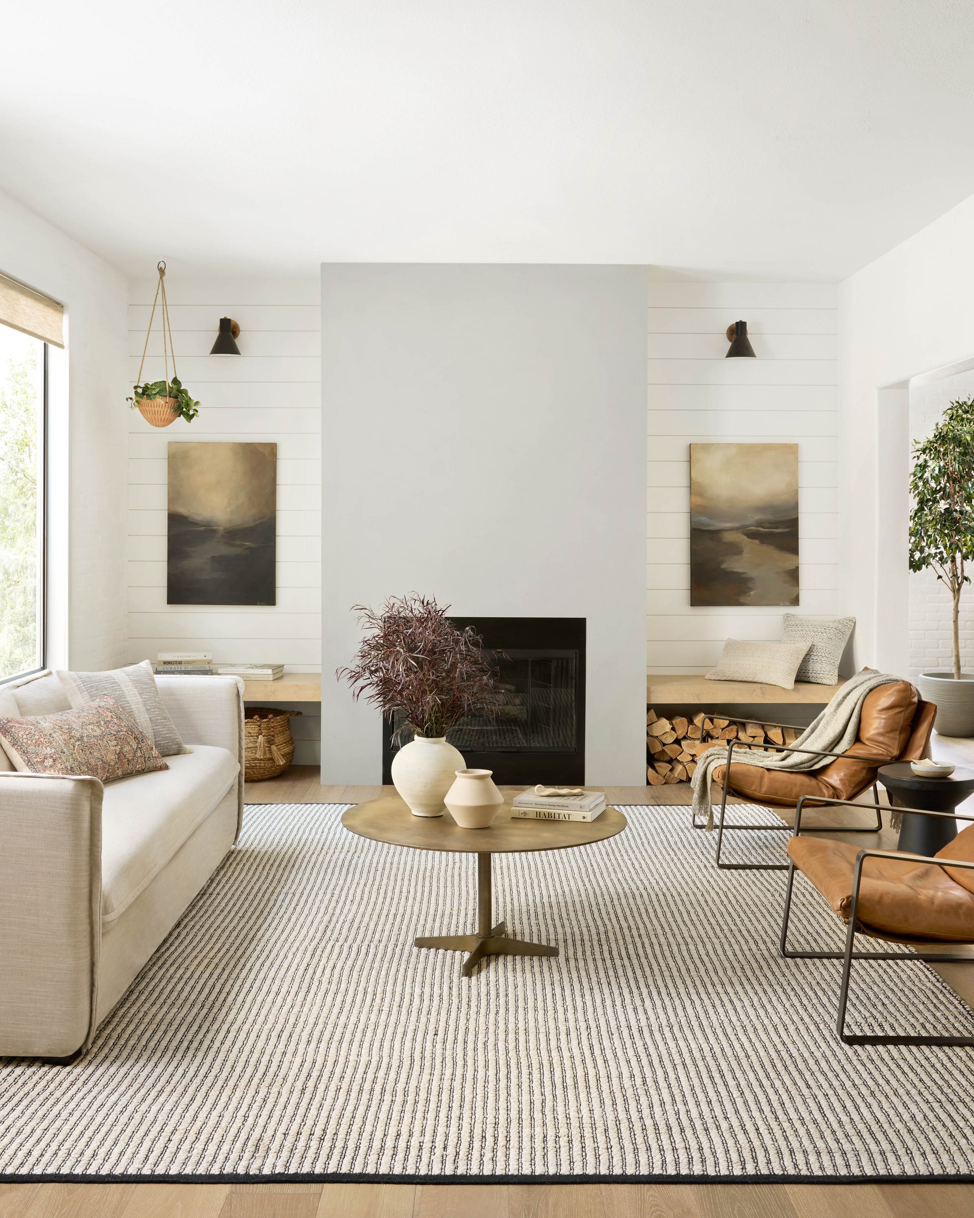 Angela Rose x Loloi Colton  Ivory Black Contemporary