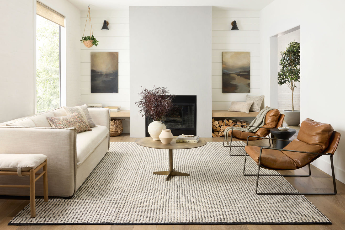 Angela Rose x Loloi Colton  Ivory Black Contemporary