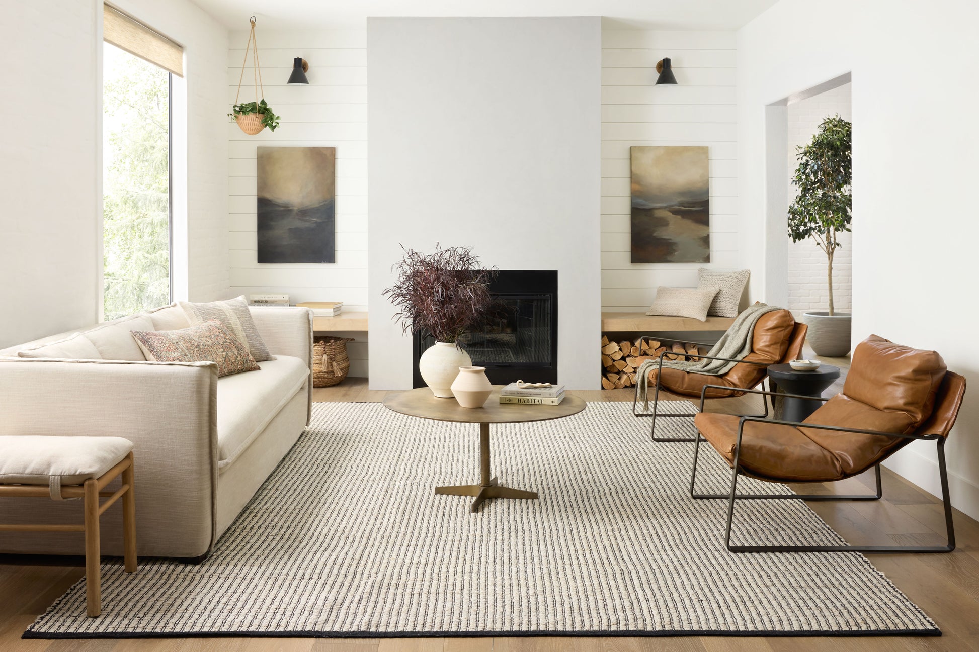 Angela Rose x Loloi Colton  Ivory Black Contemporary