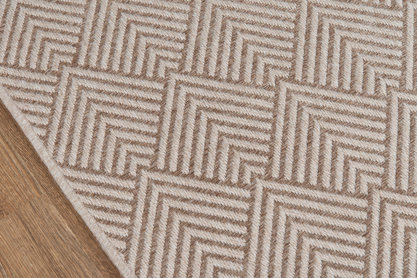 Momeni Como  Beige  Contemporary
