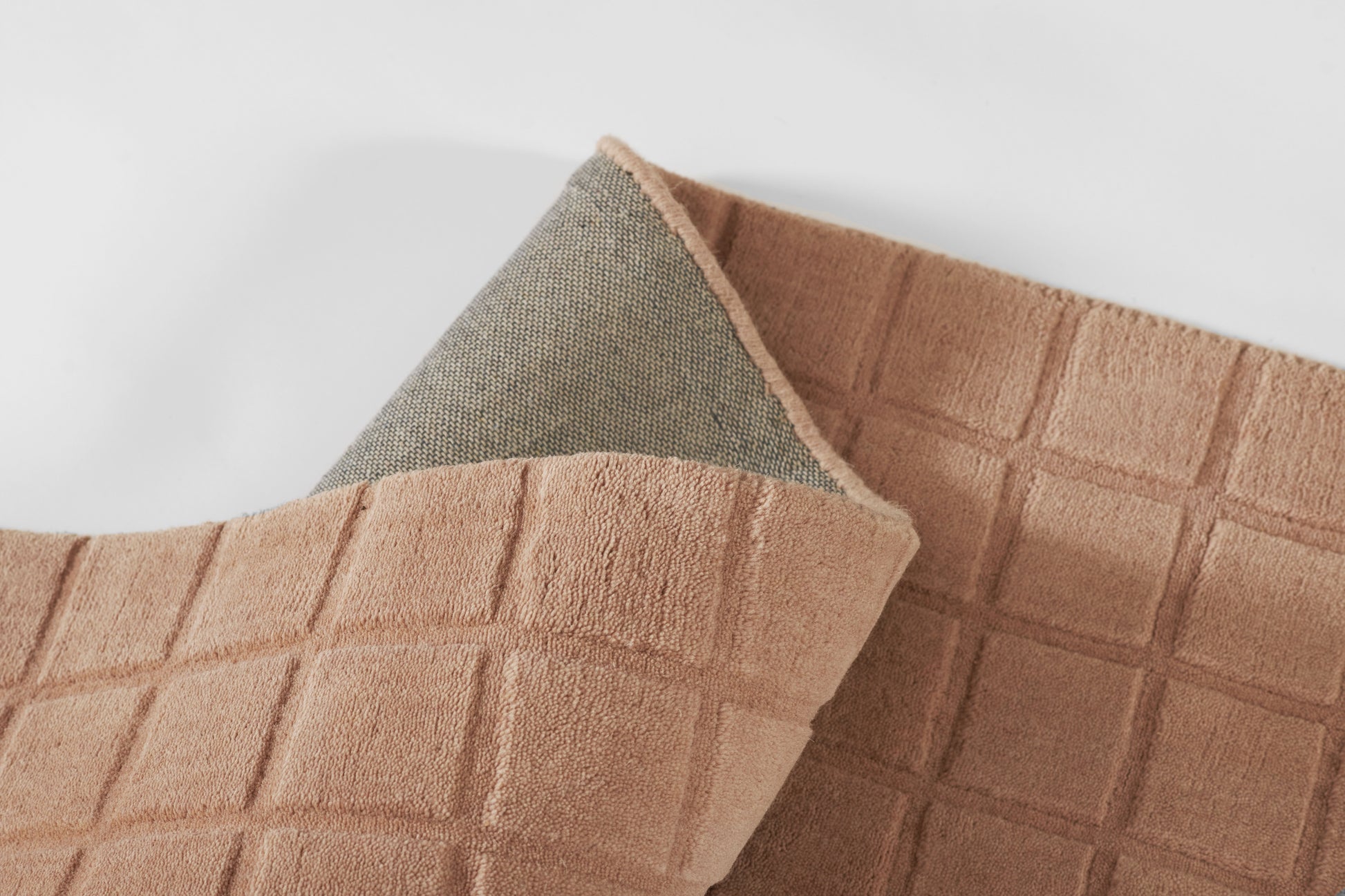 Momeni Contour  Blush  Contemporary