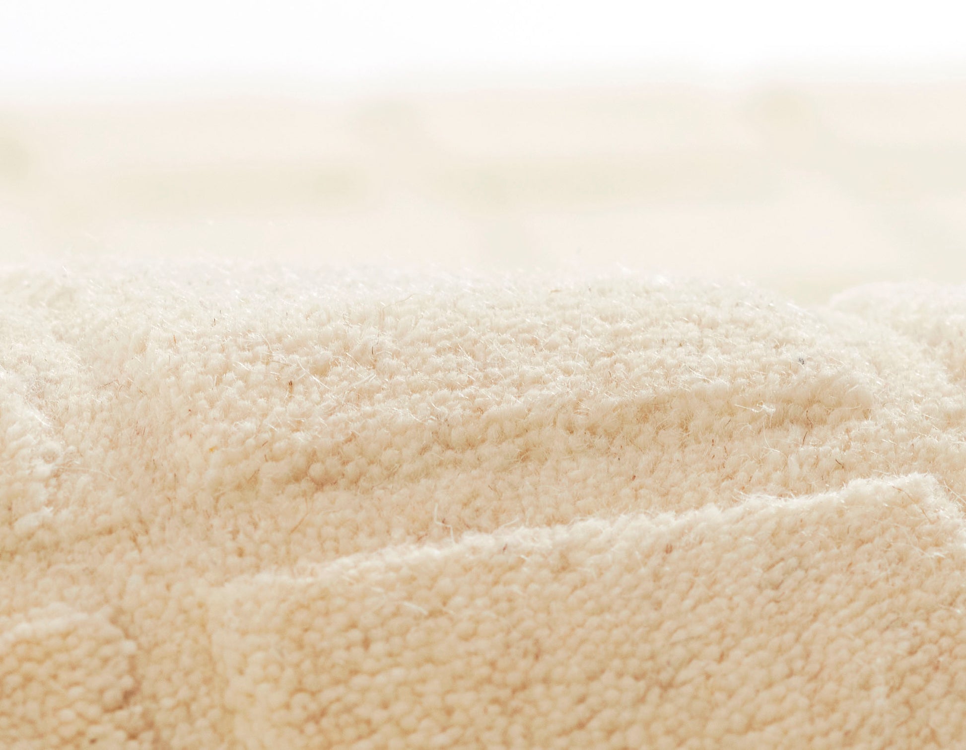 Momeni Contour  Ivory  Contemporary