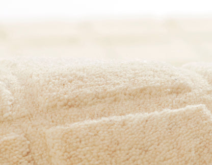 Momeni Contour  Ivory  Contemporary