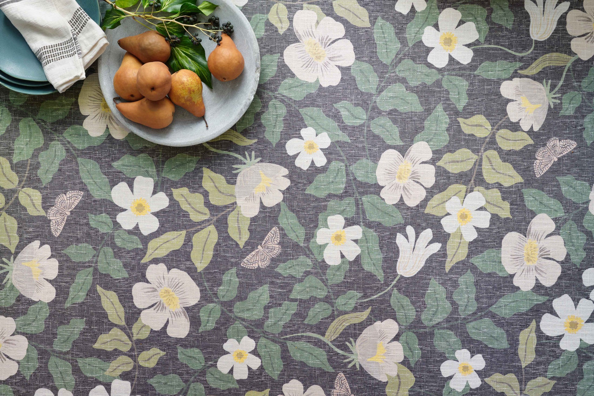 Rifle Paper Co. x Loloi Cotswolds  Charcoal  Contemporary