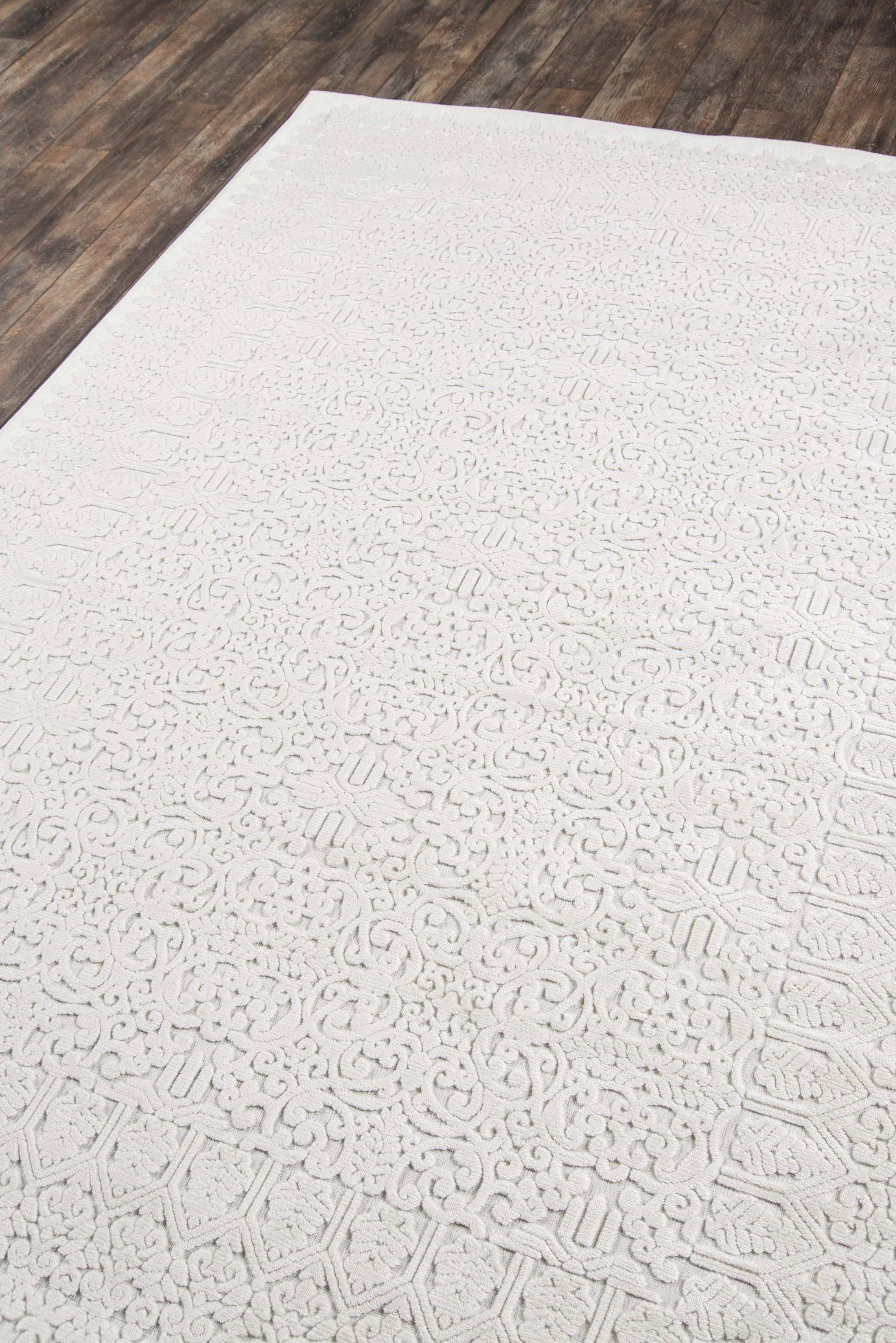 Momeni Covington  Ivory  Traditional
