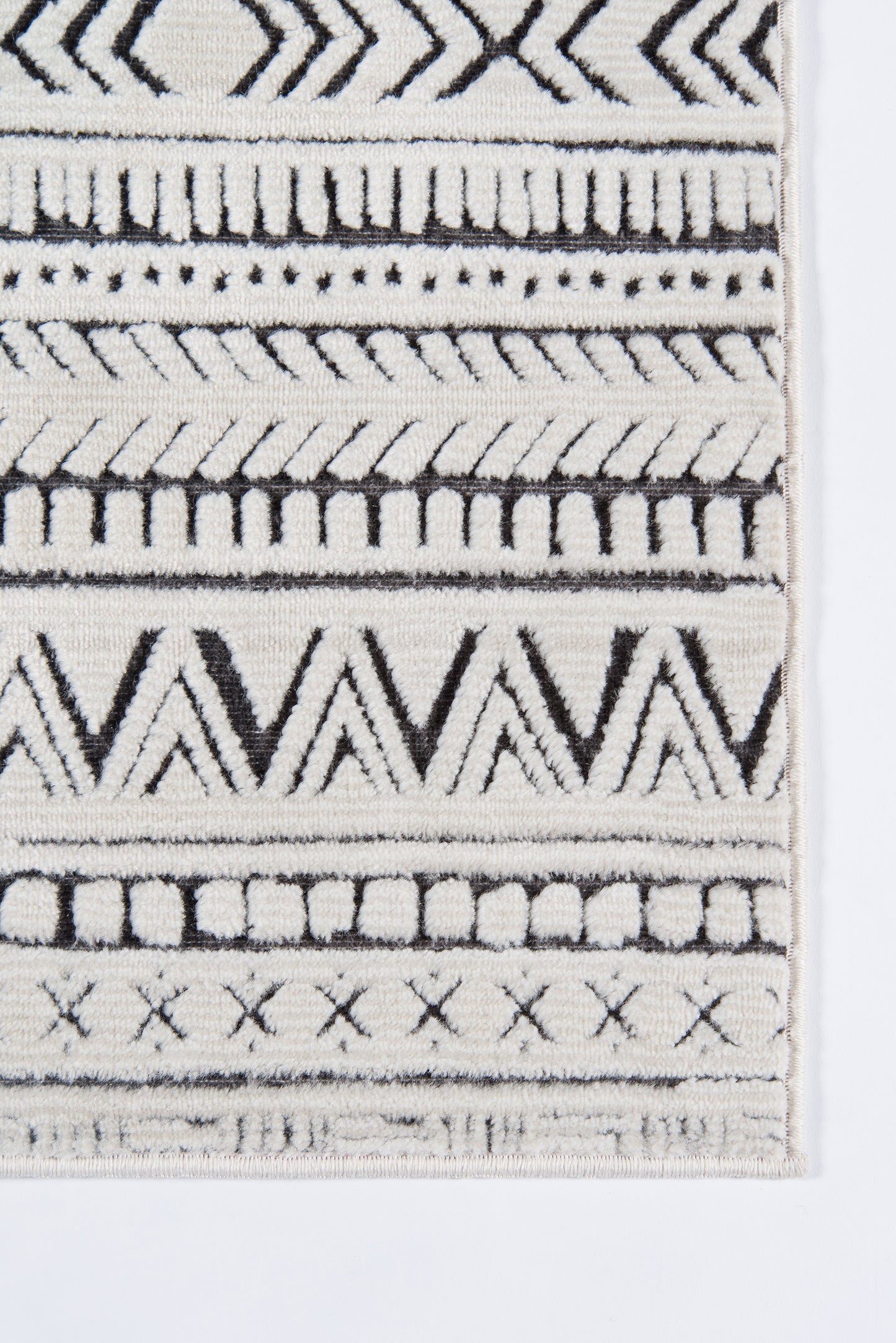 Momeni Covington  Ivory  Traditional