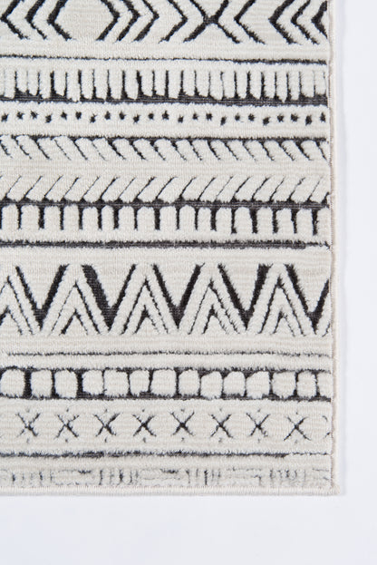 Momeni Covington  Ivory  Traditional