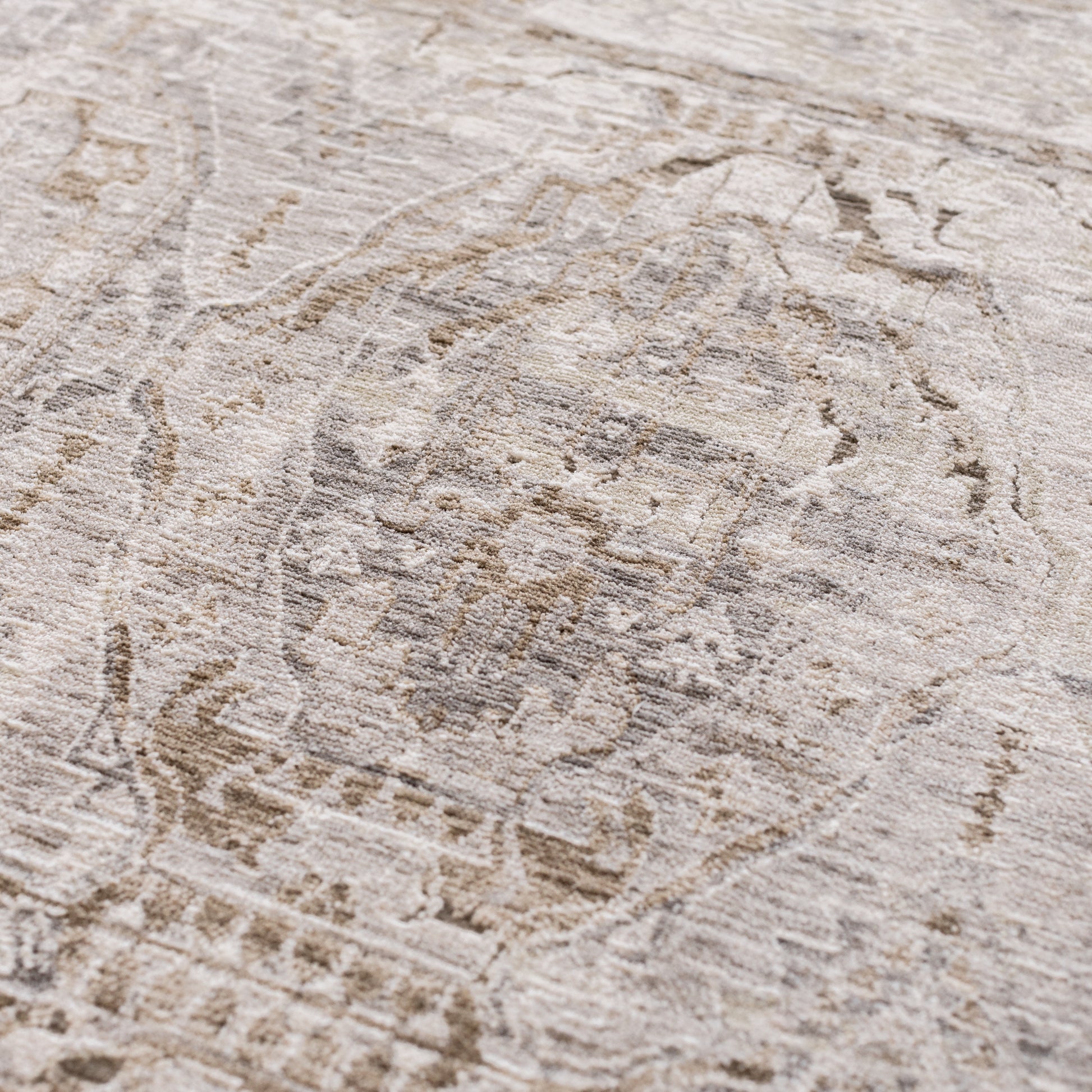 Dalyn Rugs Cyprus  Gray  Traditional