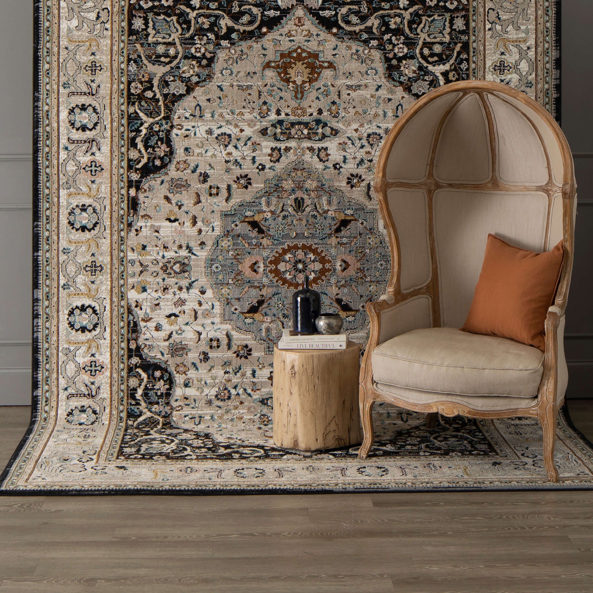 Karastan Zephyr  Black  Traditional