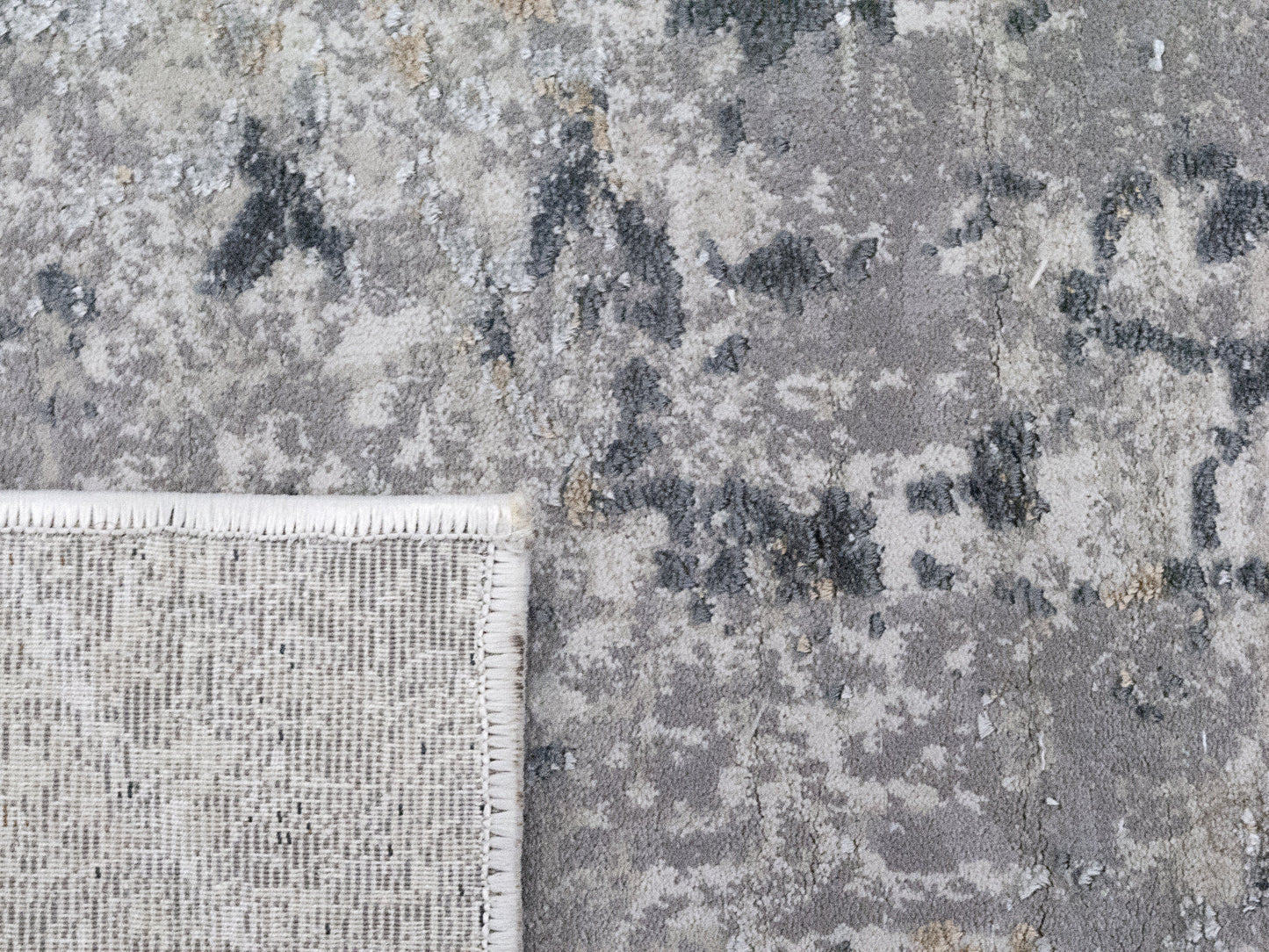 Dynamic Rugs Quartz 25010 Light Grey Traditional Machine-Made Rug