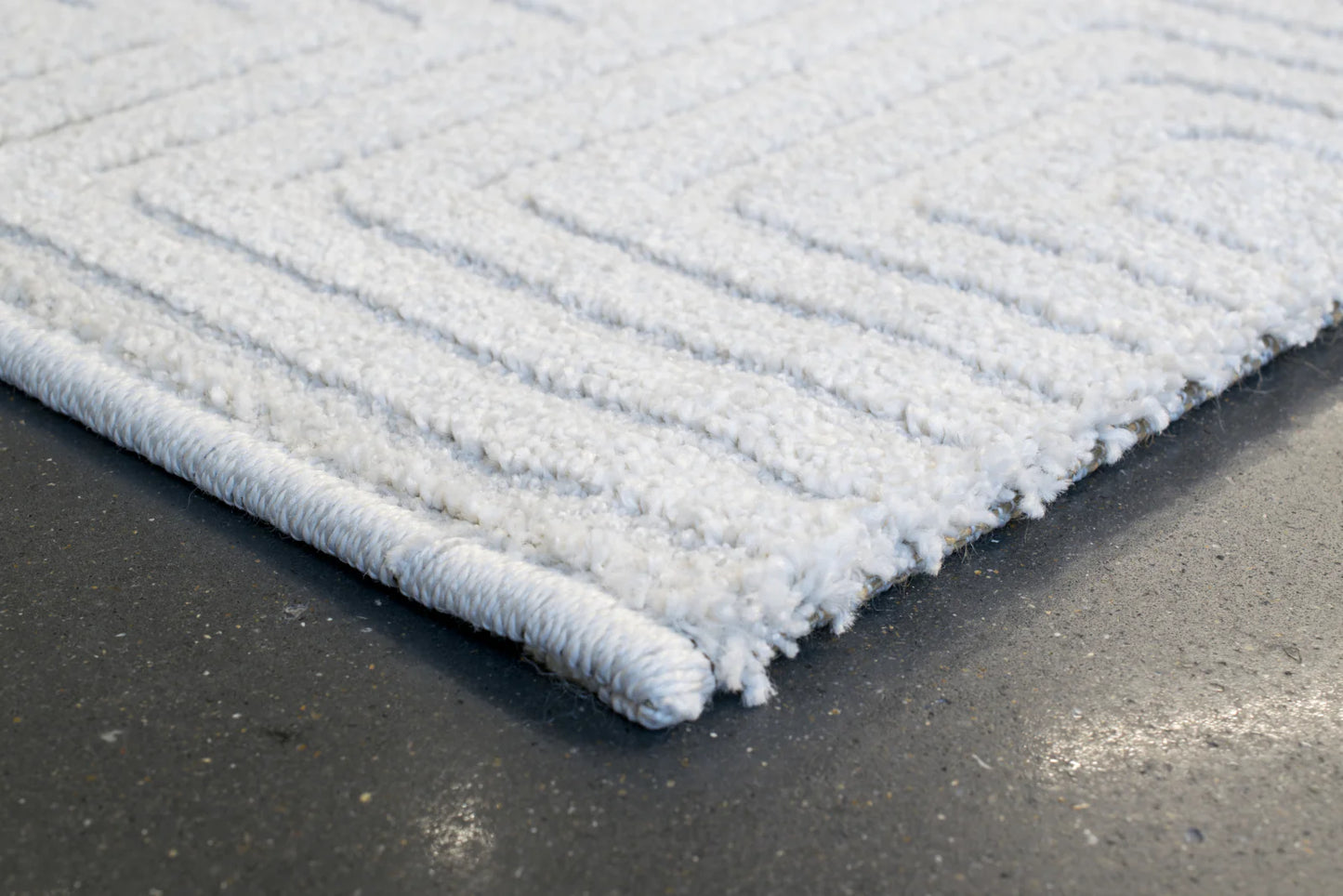 Dynamic Rugs Quin 41009 Ivory   Modern Machine-Made Rug