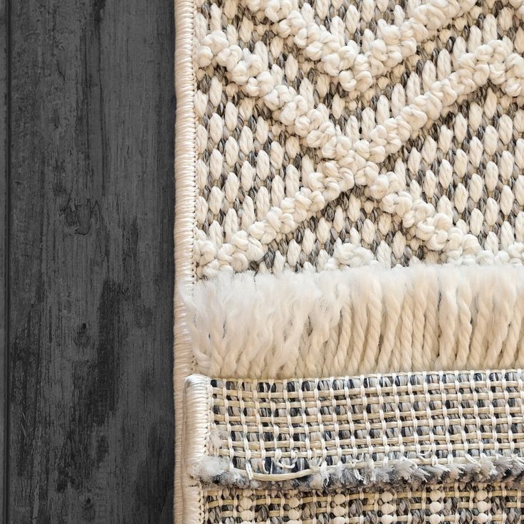 Dynamic Rugs Seville 3610 Ivory Soft Grey Modern Machine-Made Rug