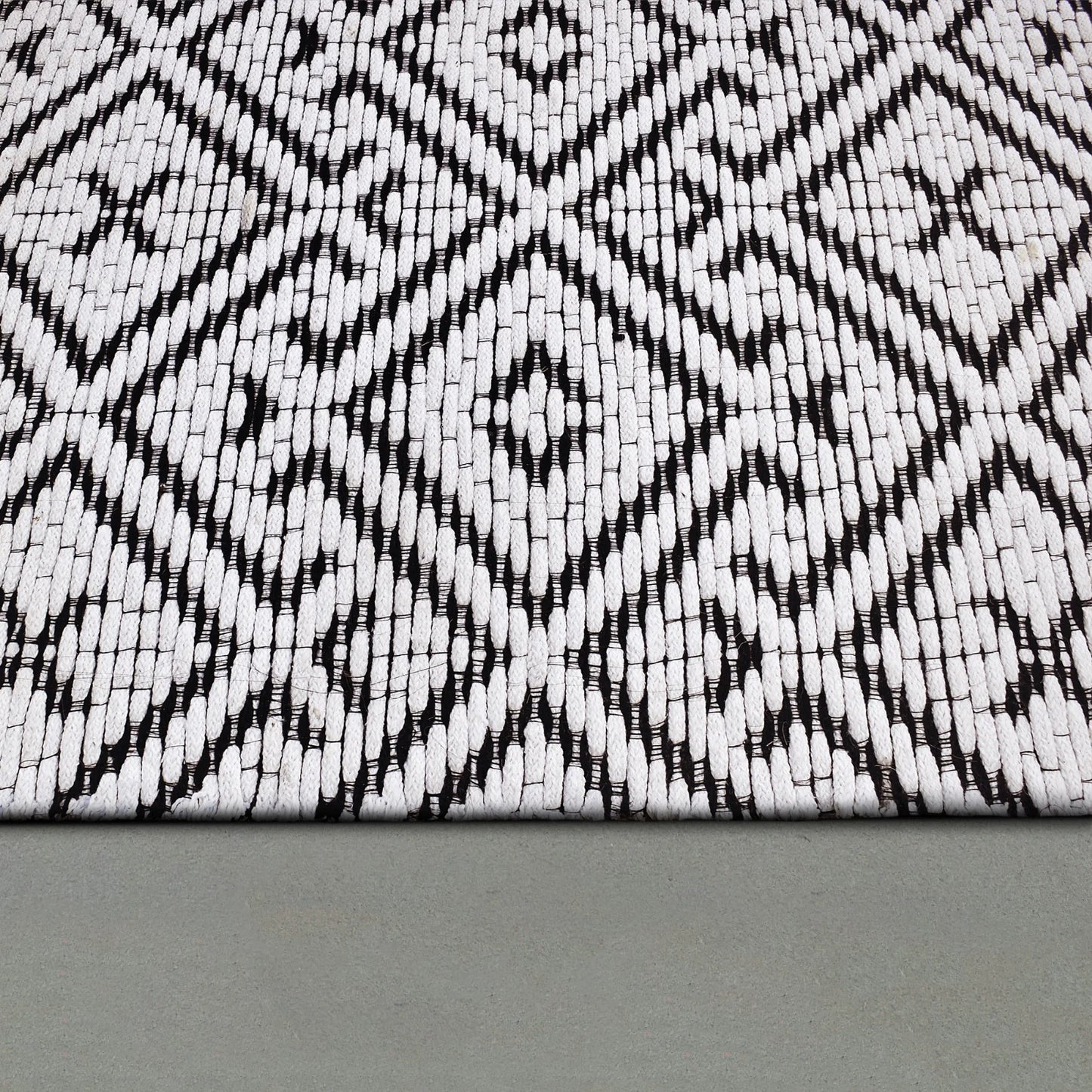 Dynamic Rugs Soul 7402 Ivory Charcoal Modern Handmade Rug