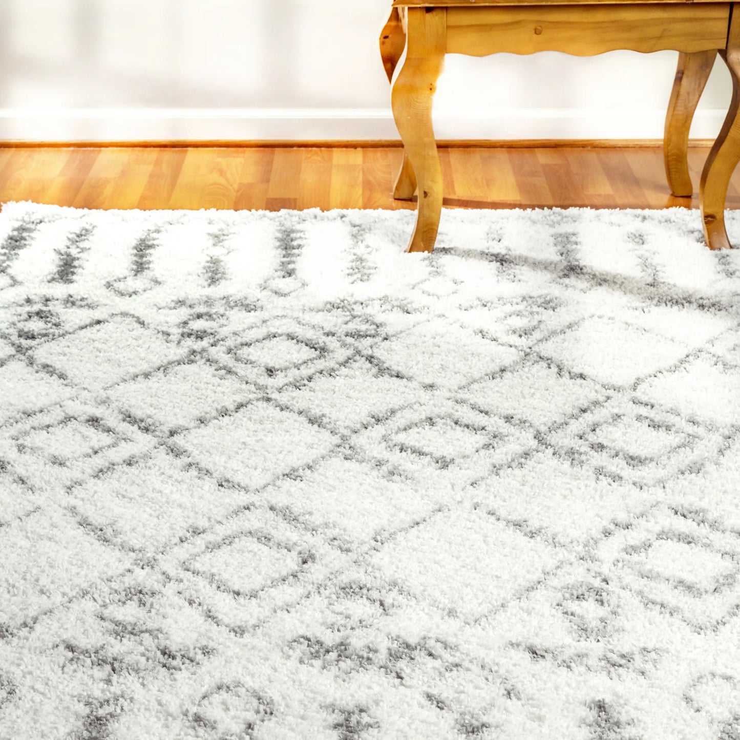 Dynamic Rugs Nordic 7433 White Silver Contemporary Machine-Made Rug
