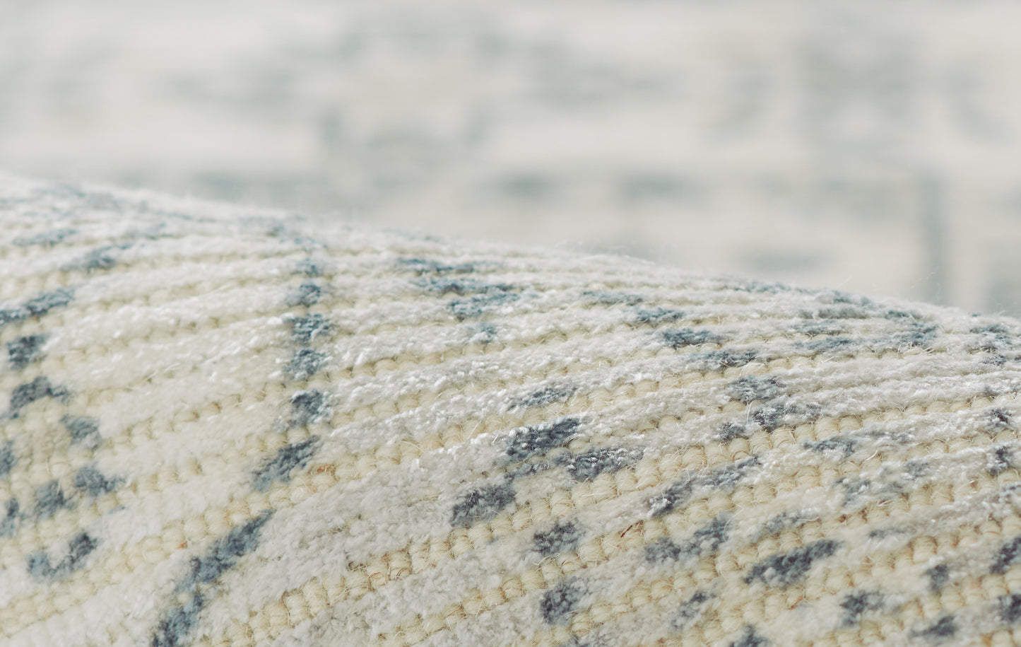 Momeni Estelle  Grey  Traditional